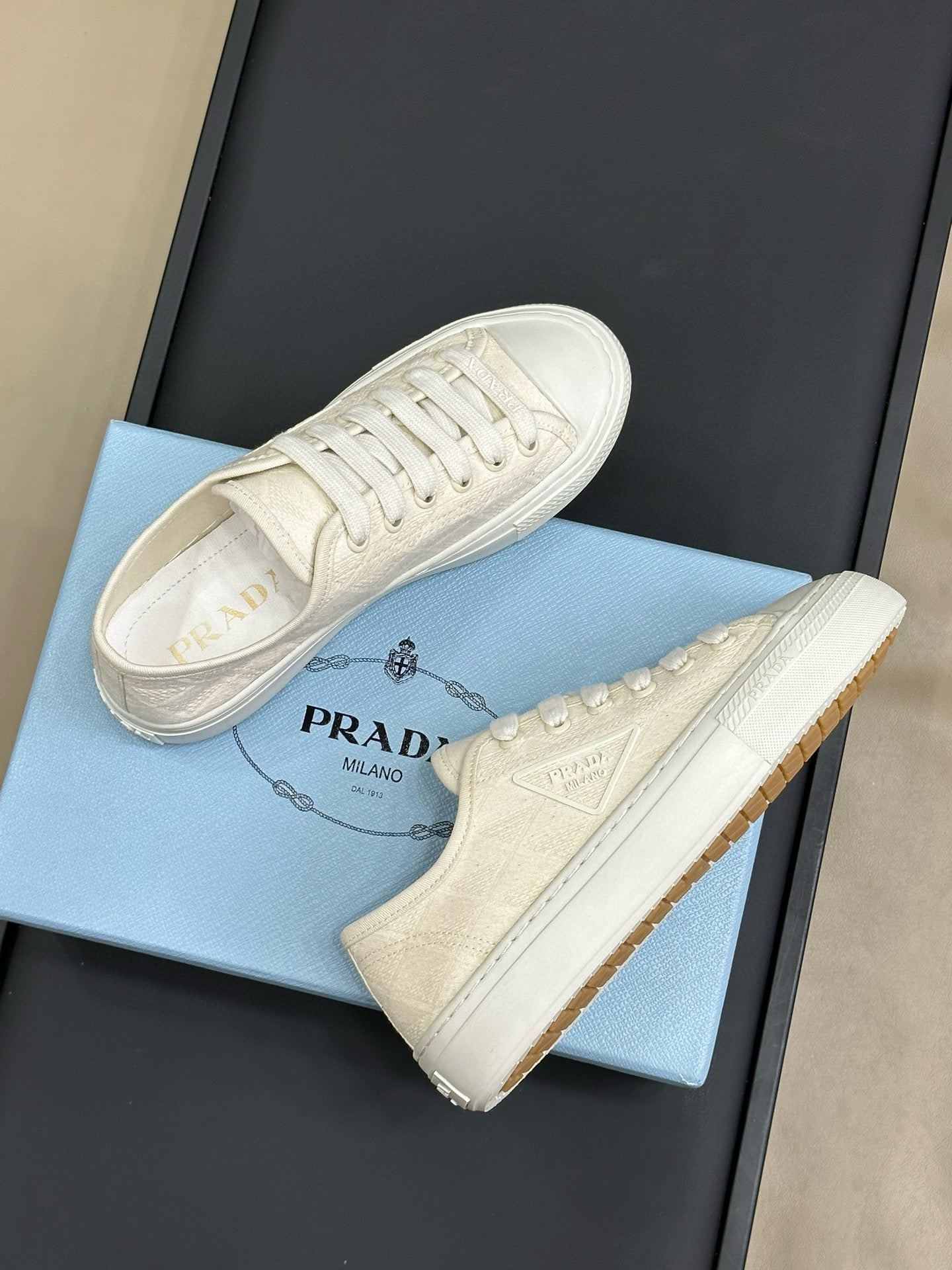 PD SNEAKERS
