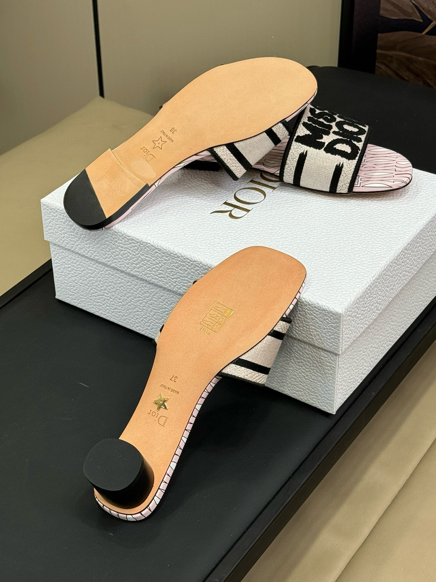 CD DWAY SLIDES