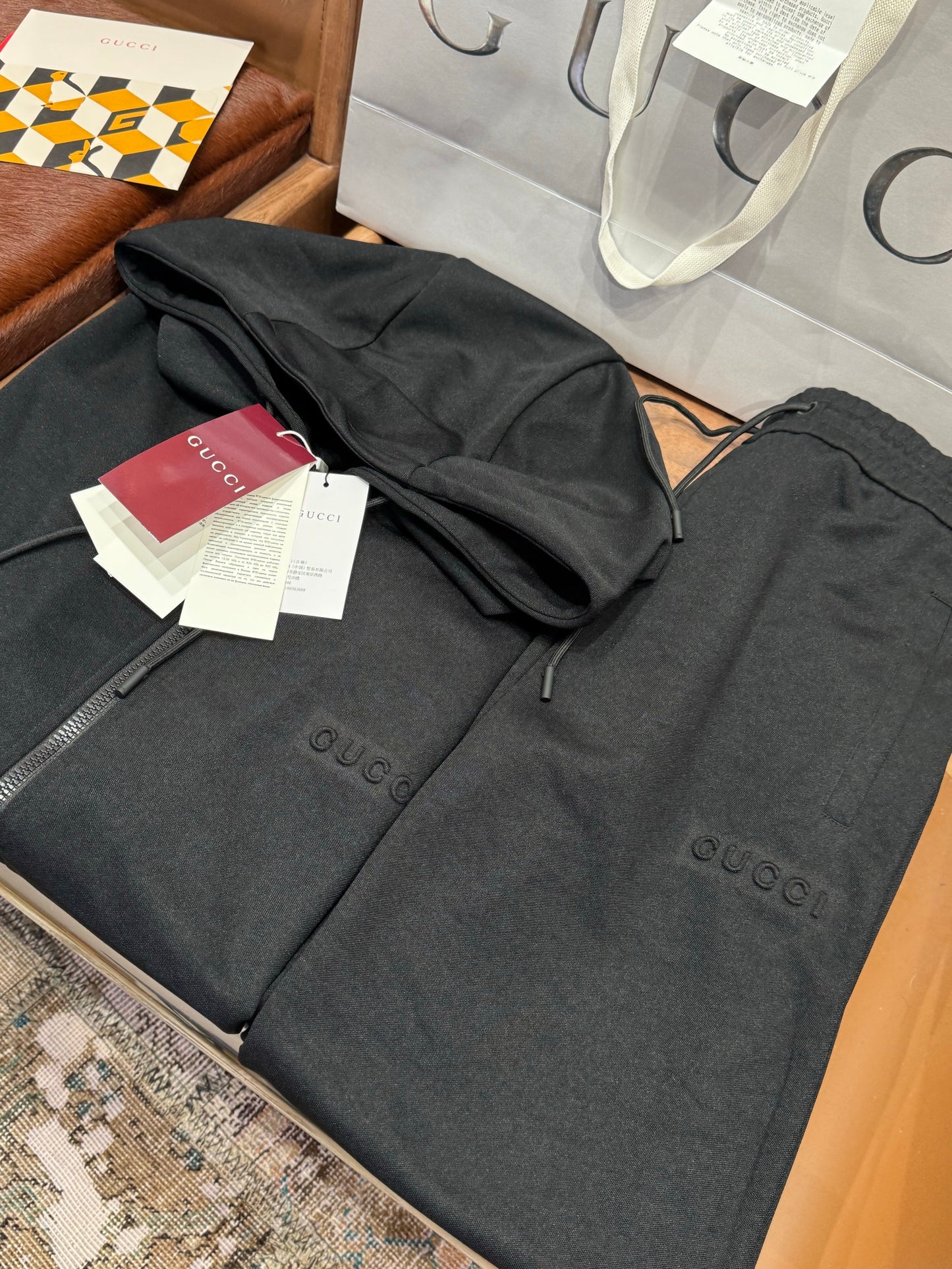 GG ZIP HOODIE