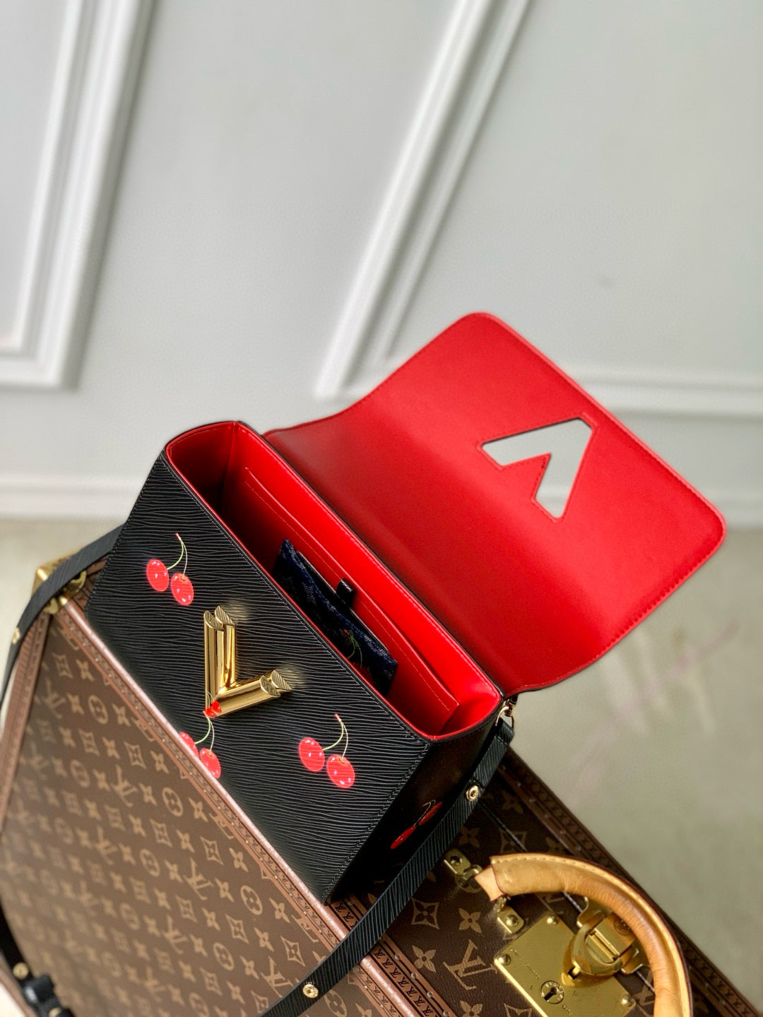 LOU x MURAKAMI TWIST PM BAG
