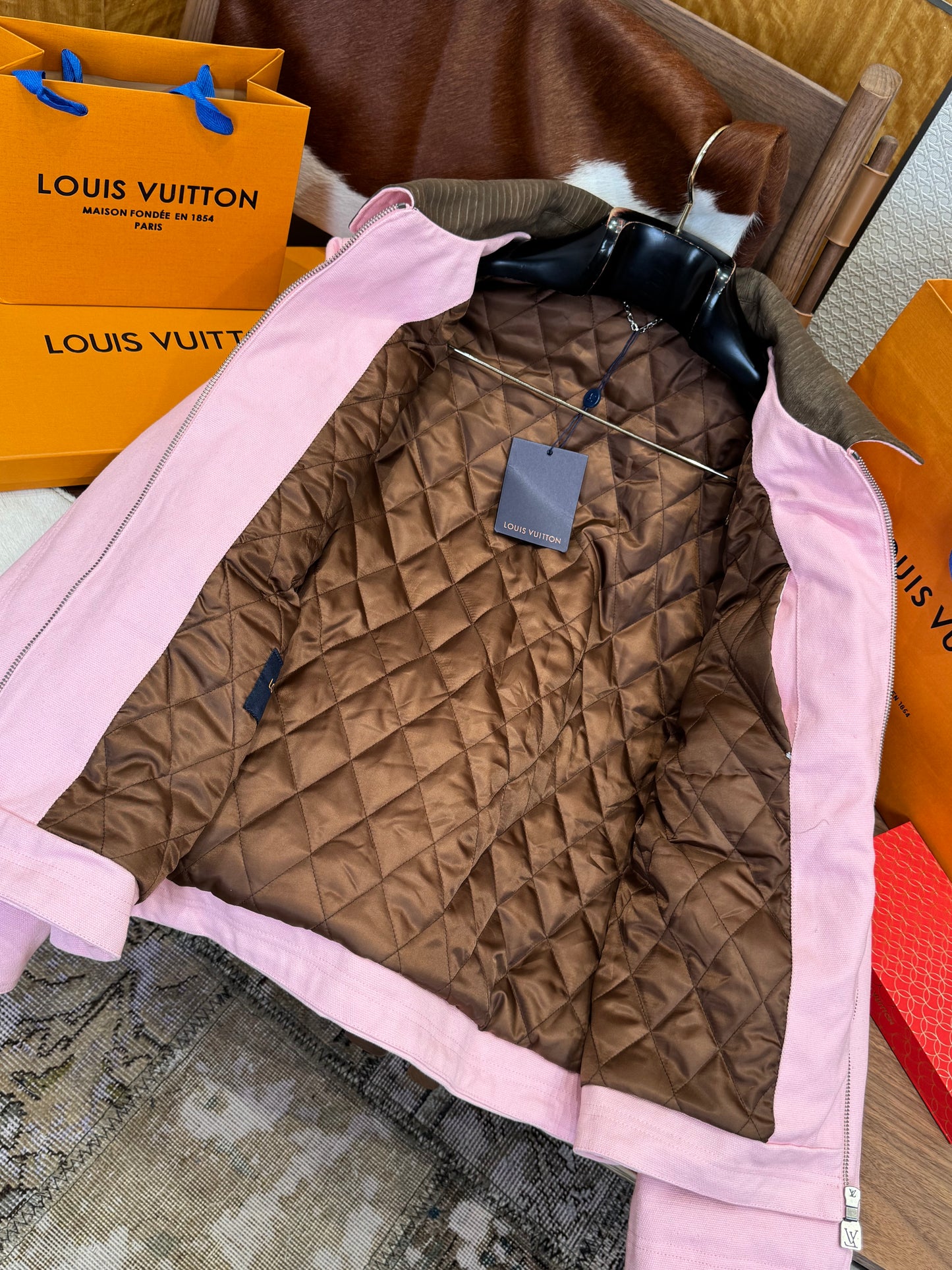 LOU JACKET