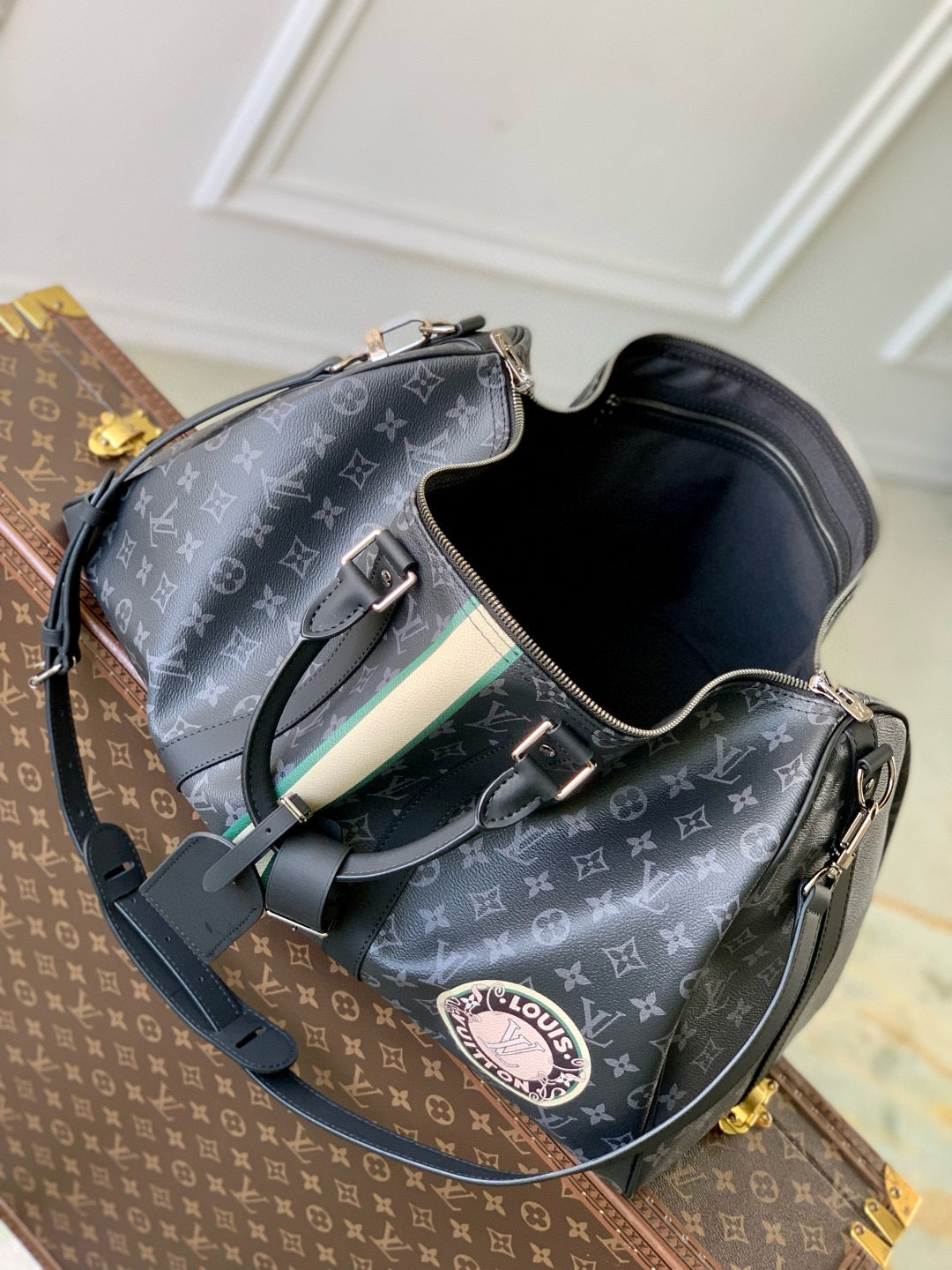 LOU KEEPALL BANDOULIÈRE 50 BAG