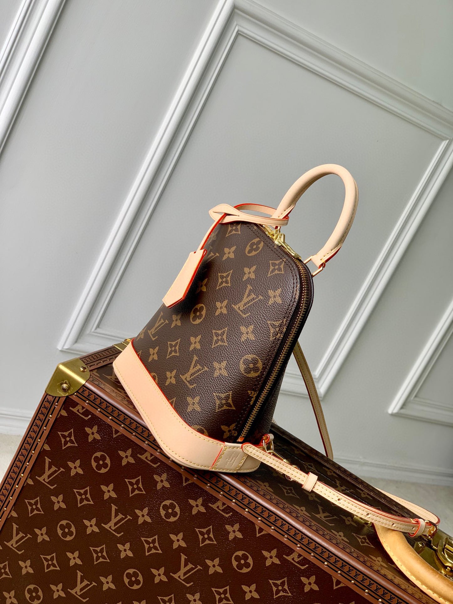LOU ALMA BACKPACK