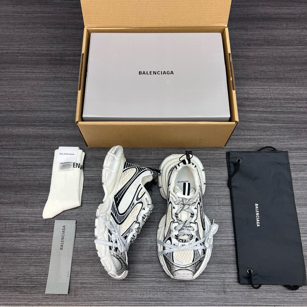 BAL 3XL TRAINERS