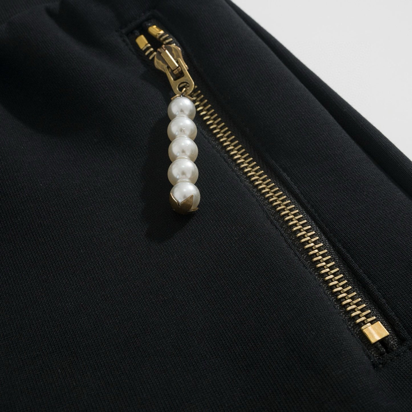 LOU JOGGERS