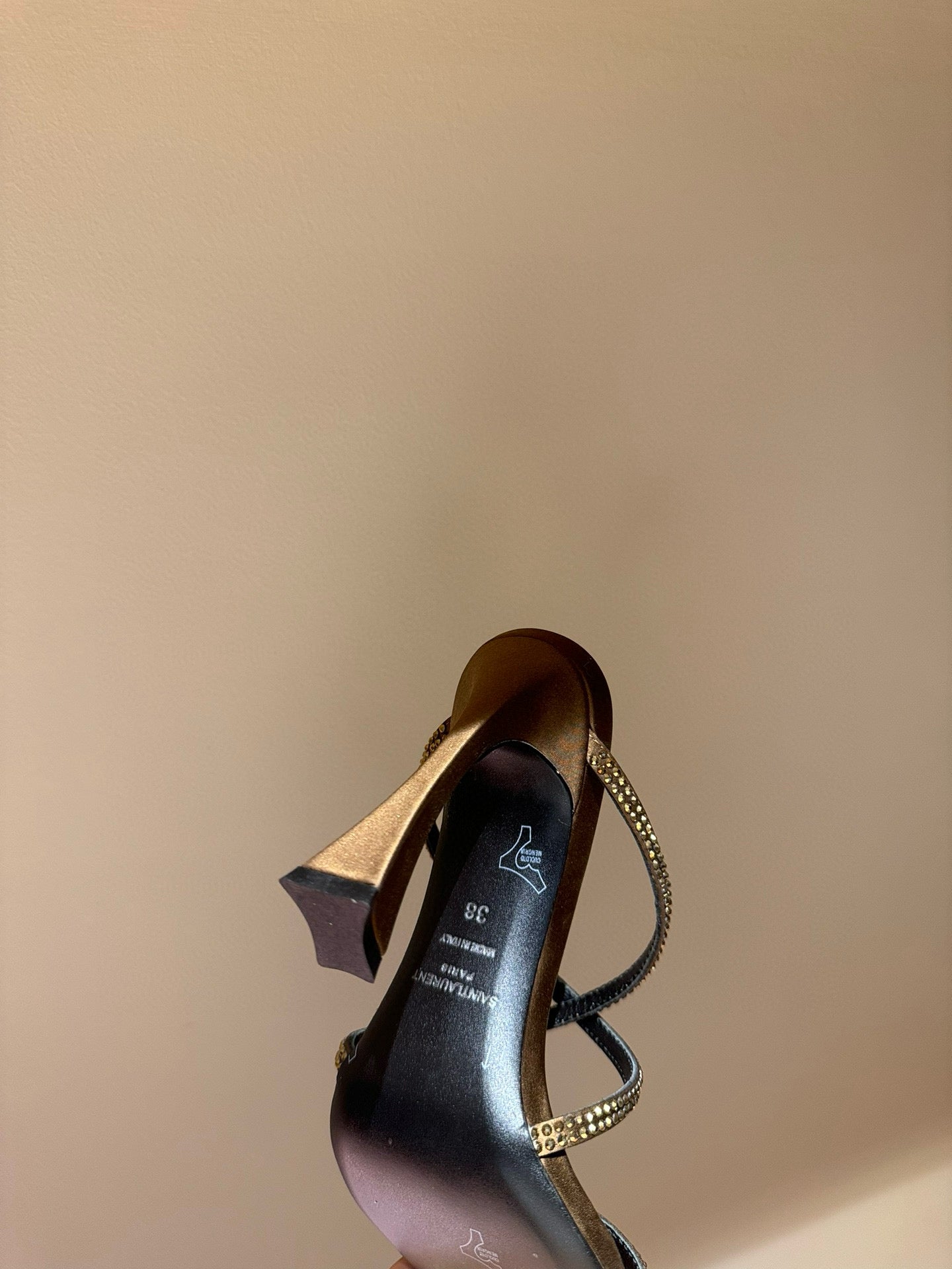 SL HEELS