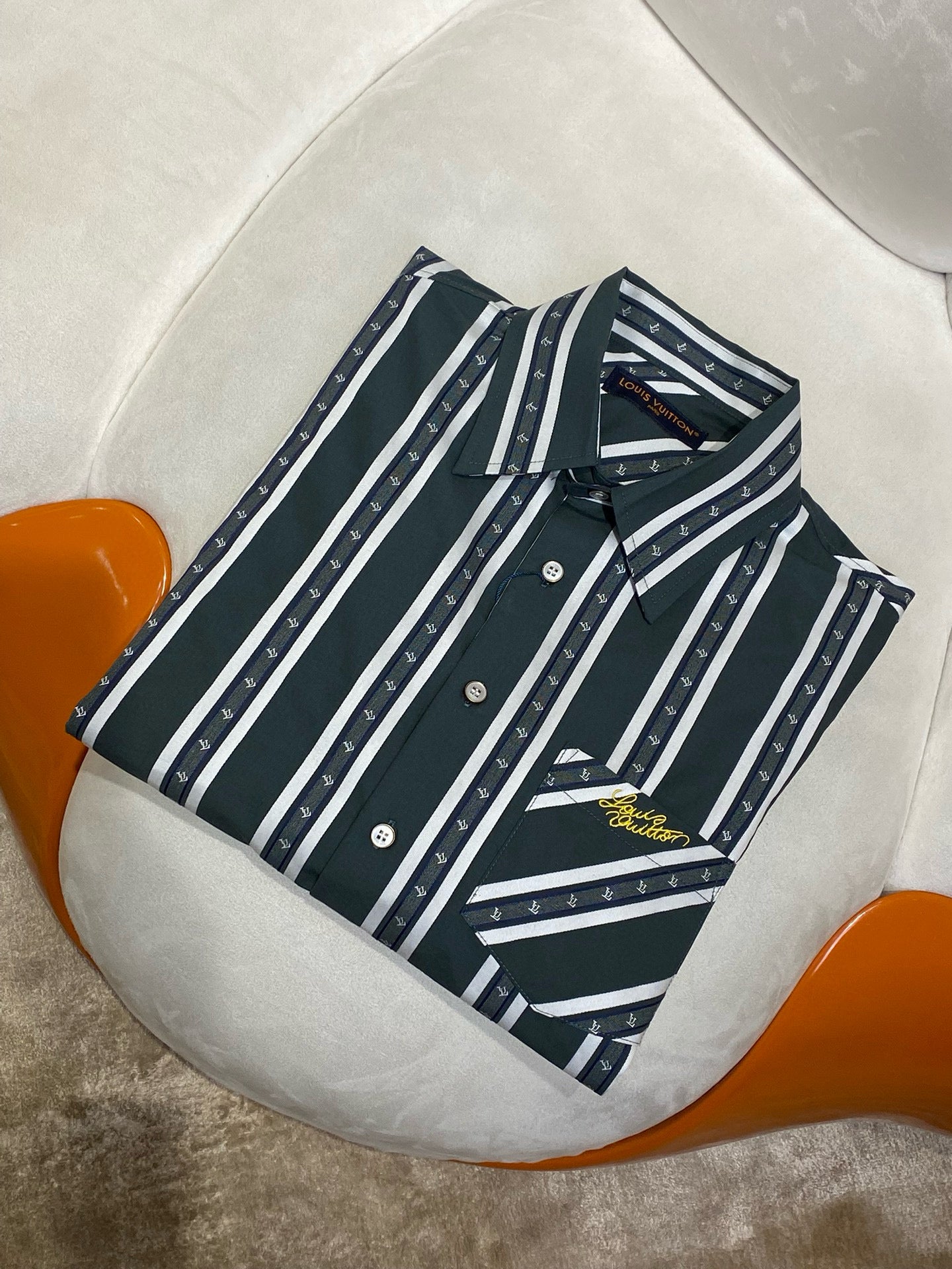 LOU SHIRT