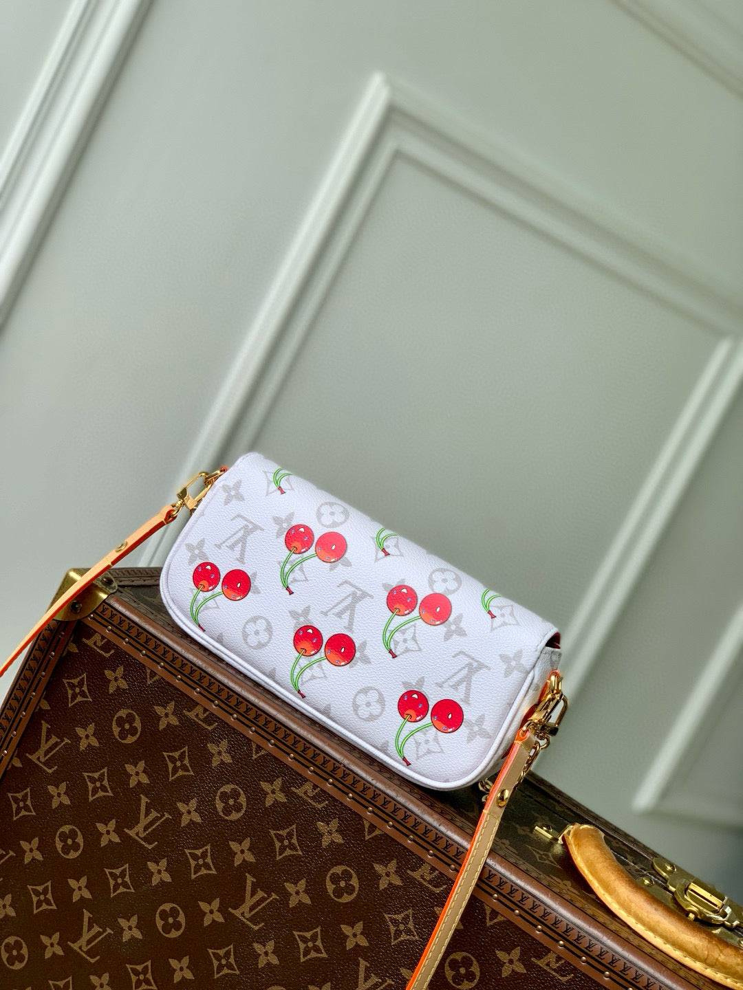 LOU x MURAKAMI IVY WALLET ON CHAIN BAG