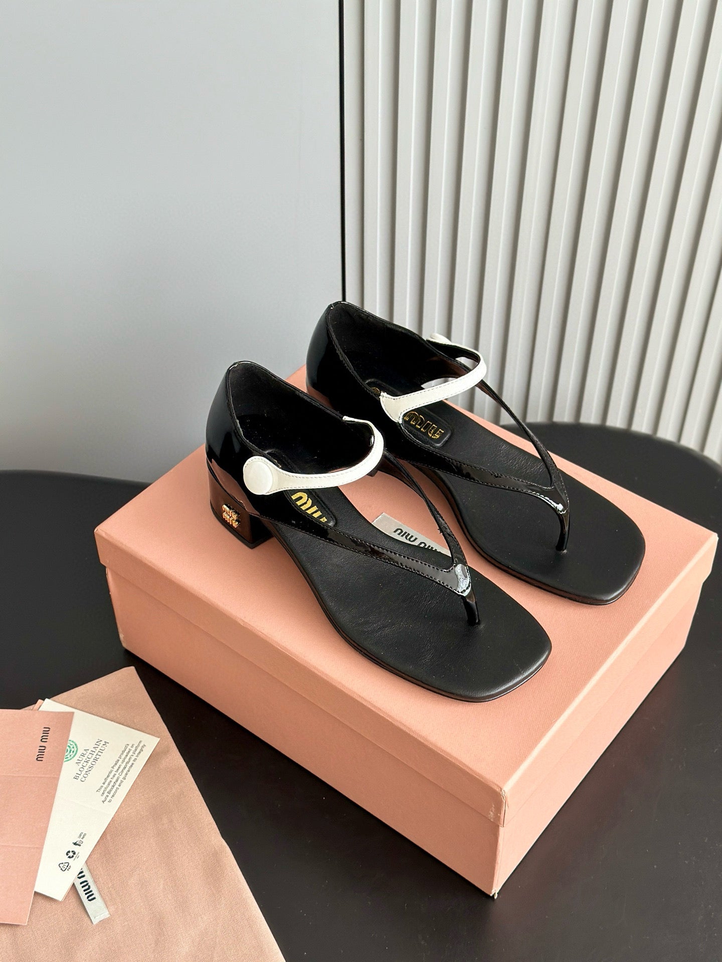MIU M THONG SANDALS