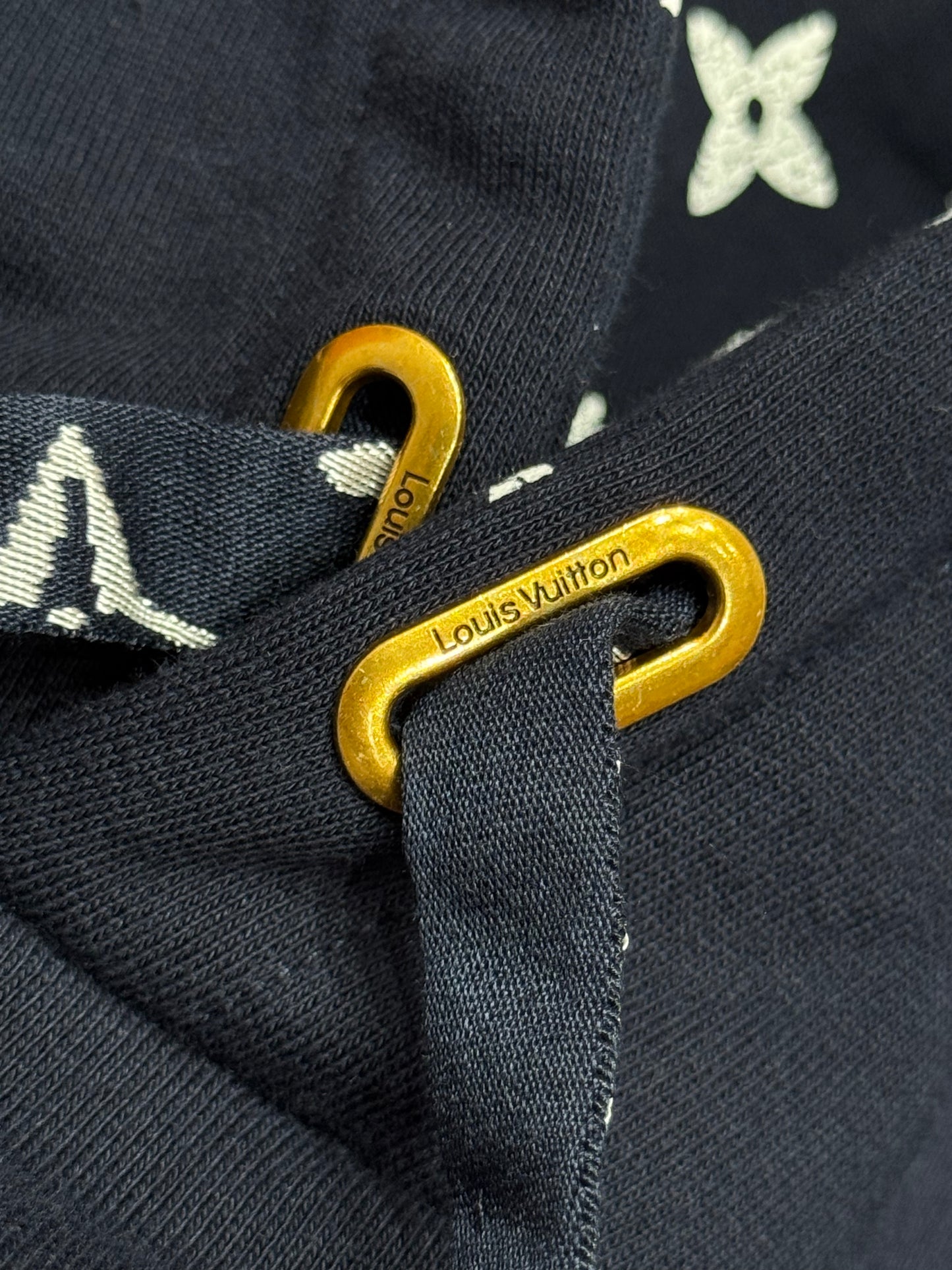 LOU HOODIE