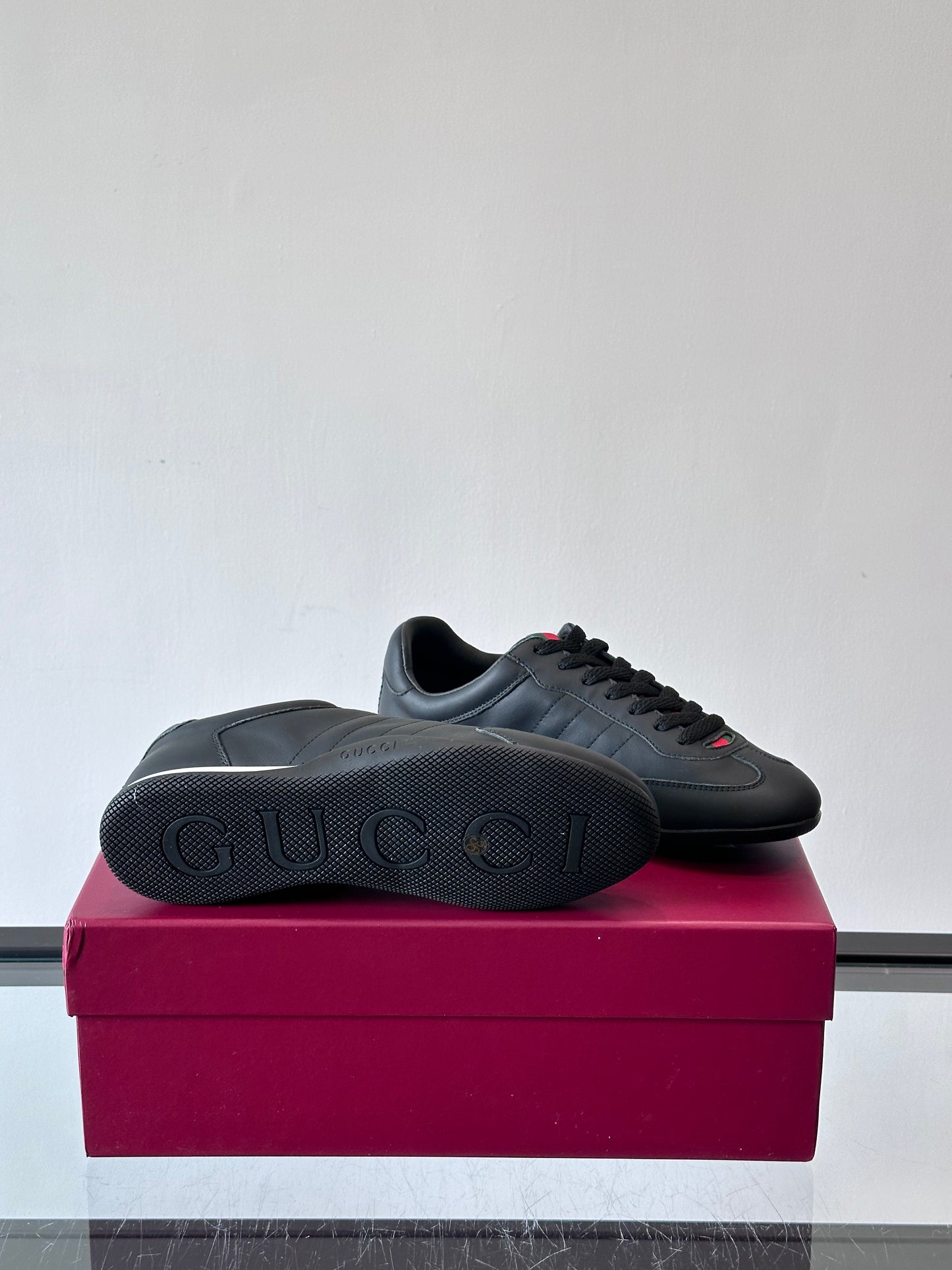 GG SHIFT SNEAKERS