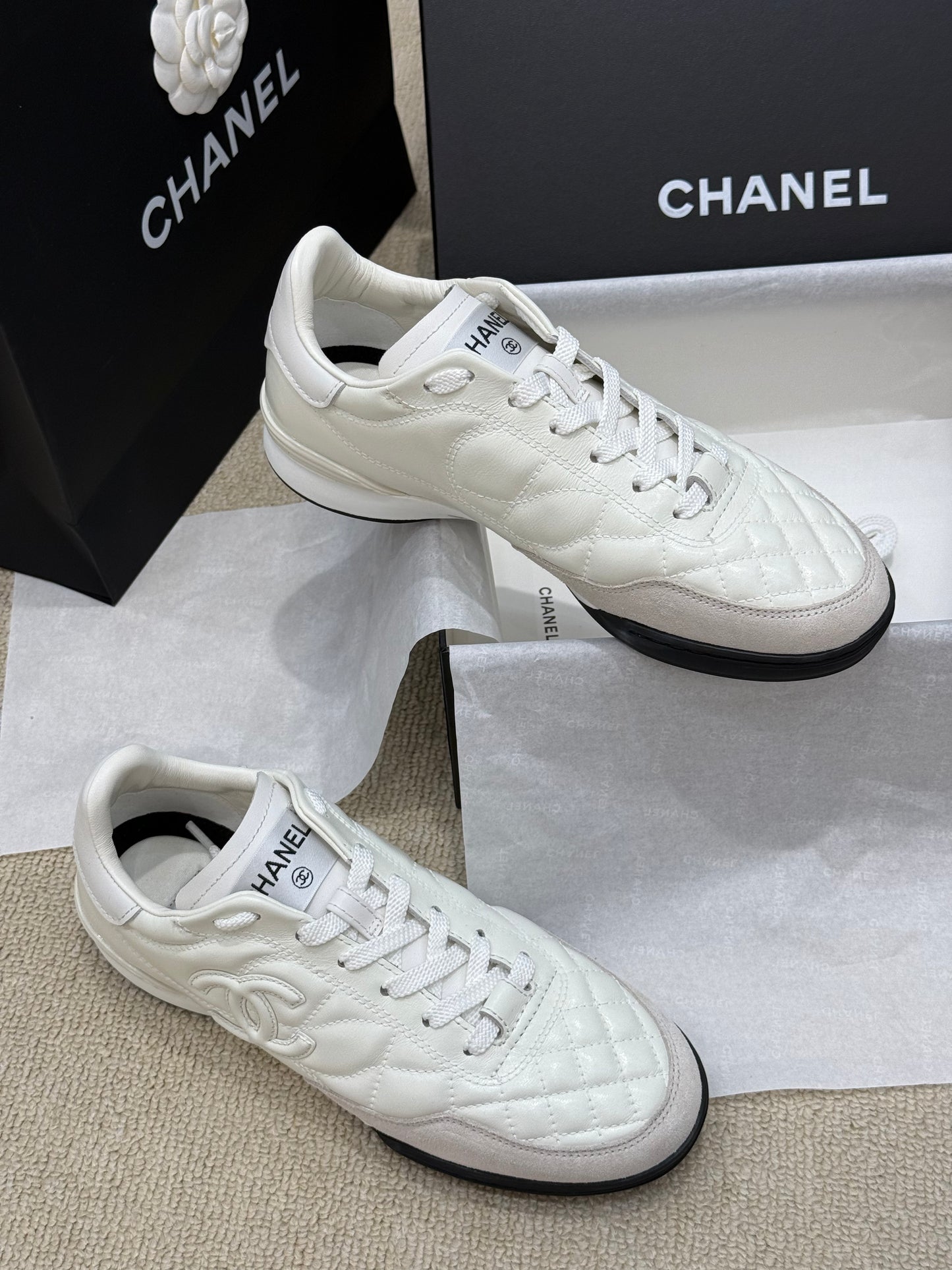 CC SNEAKER