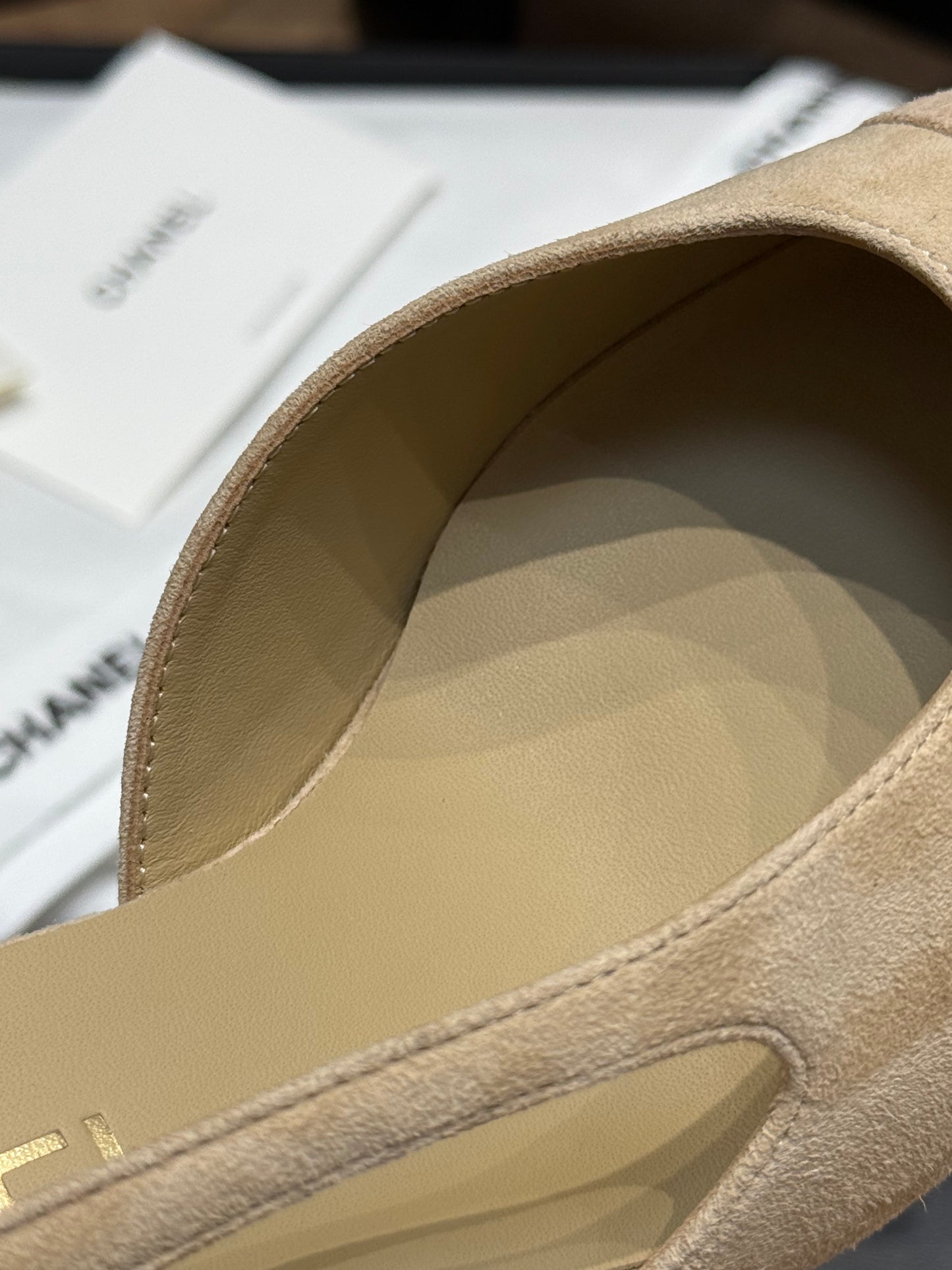 CC SLINGBACK PUMPS