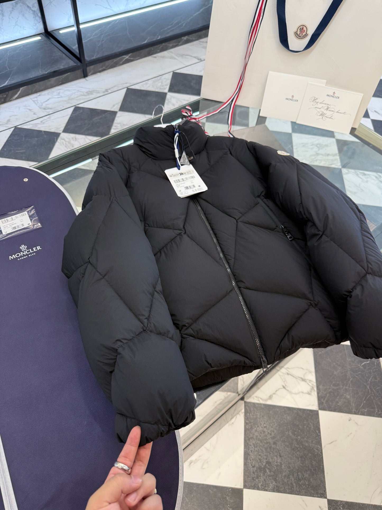 MONC VARDAR JACKET