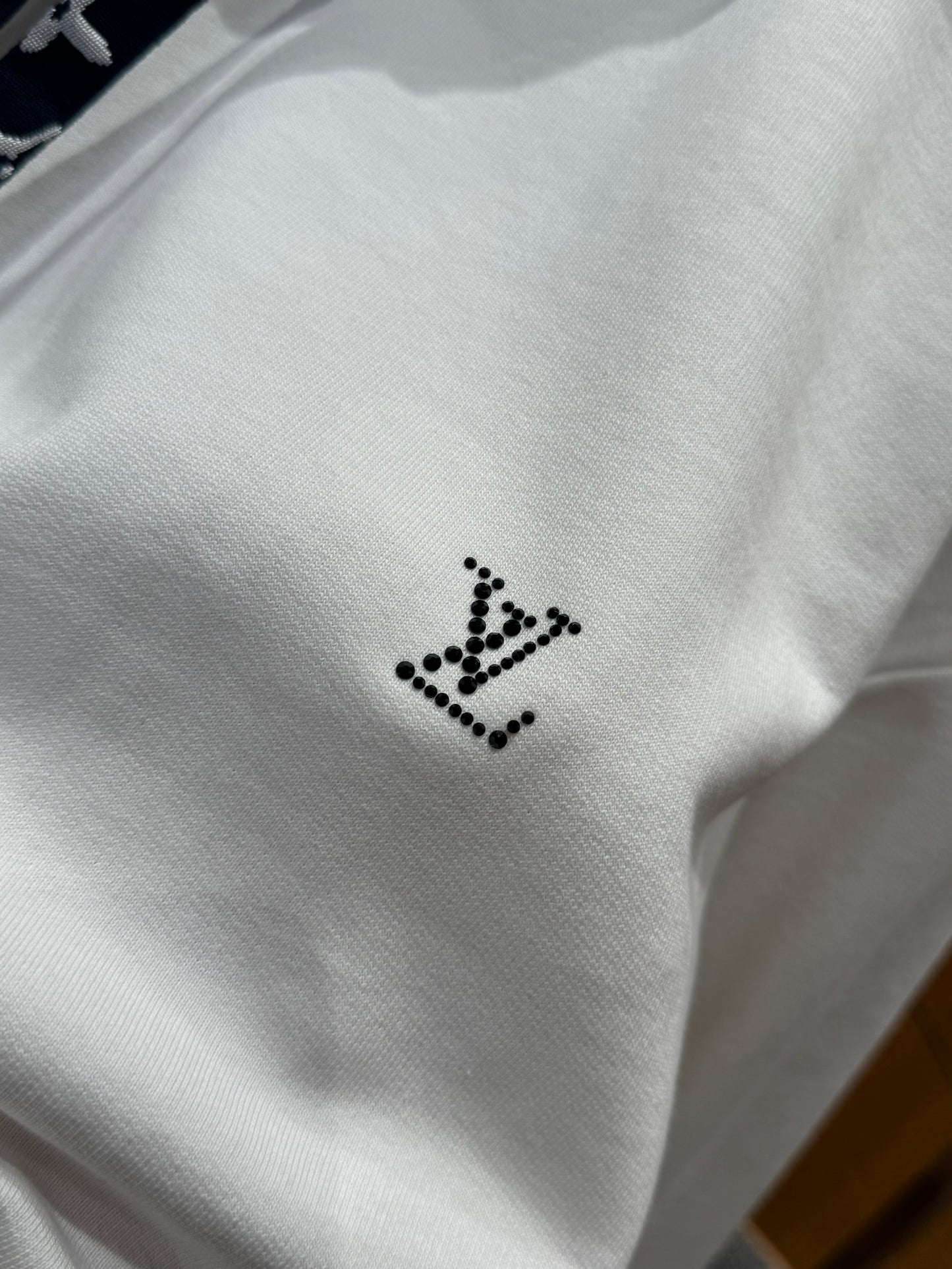 LOU HOODIE