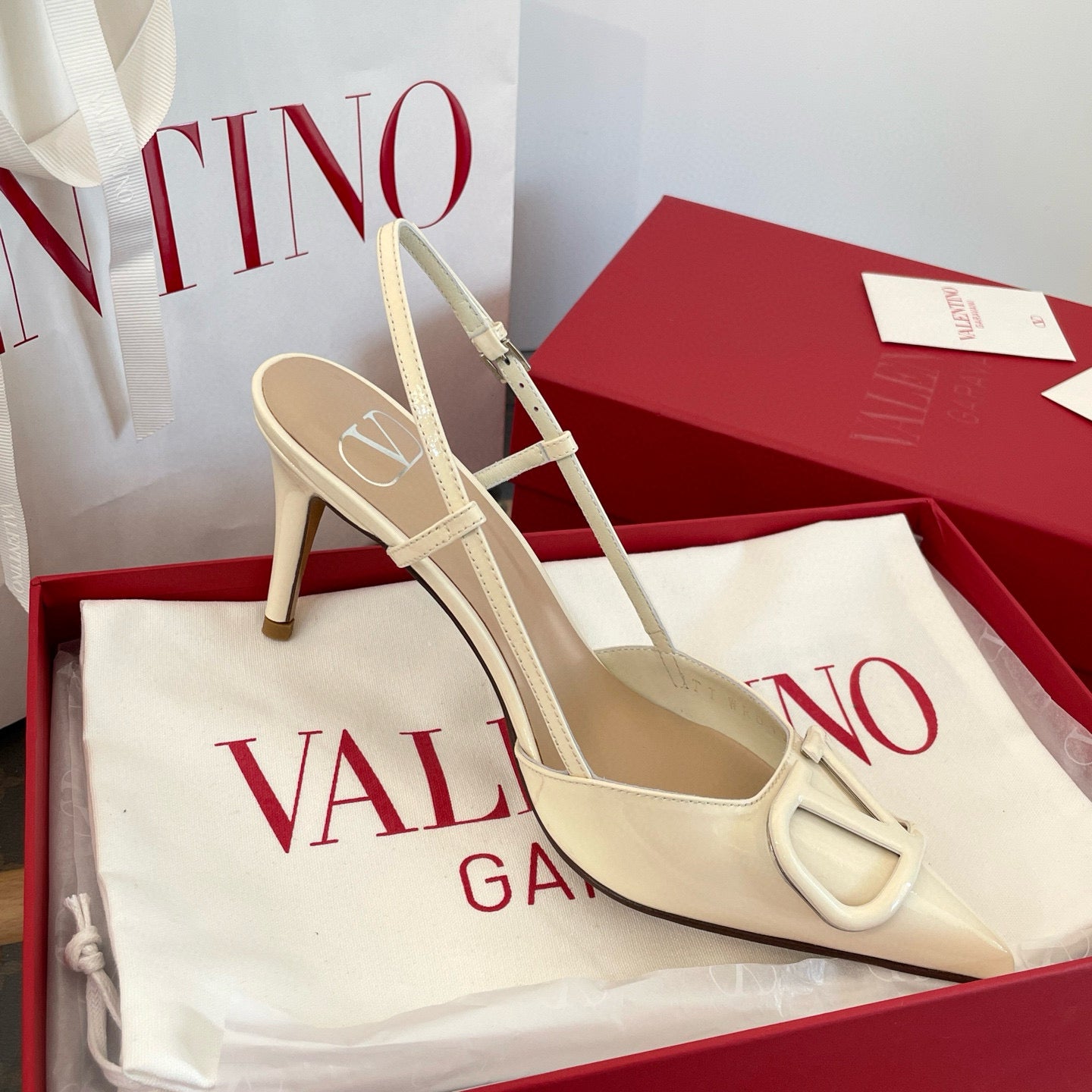 VAL HEELS