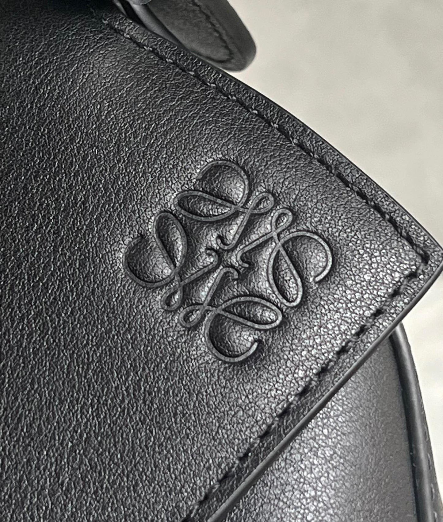 LOEW SMALL PUZZLE EDGE BAG