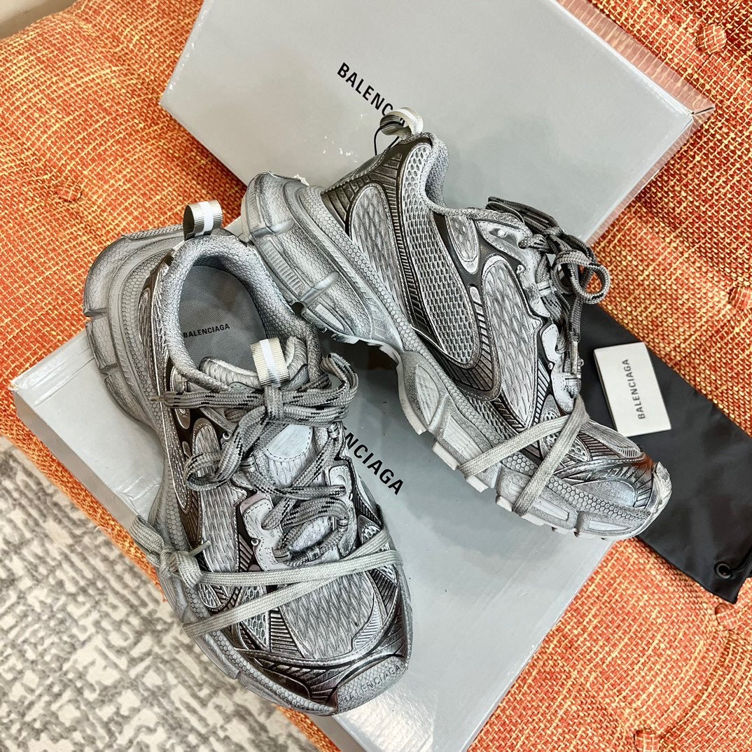 BAL 3XL TRAINERS