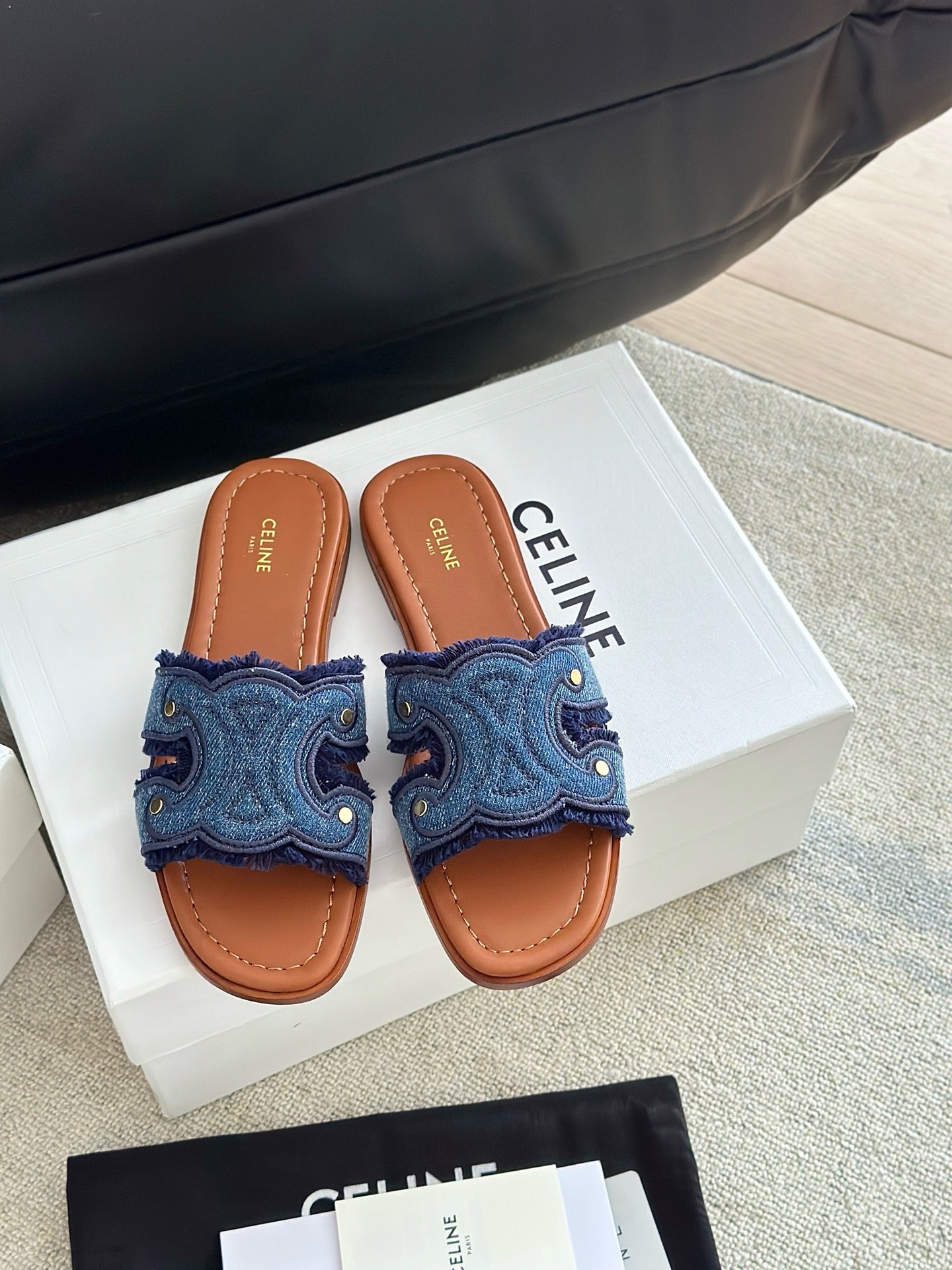CEL SANDALS