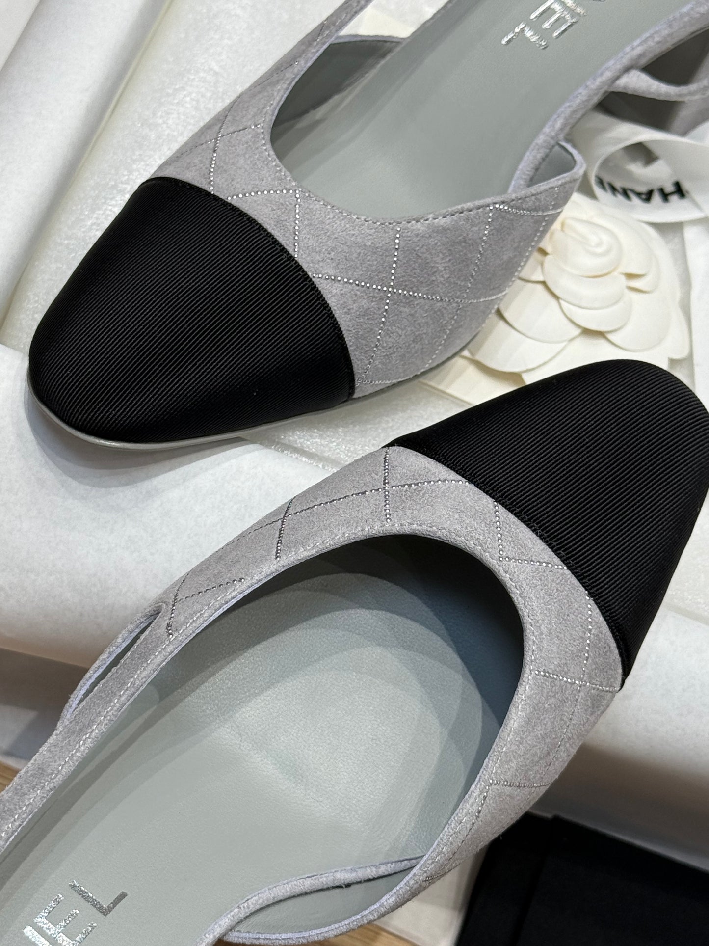 CC SLINGBACK PUMPS