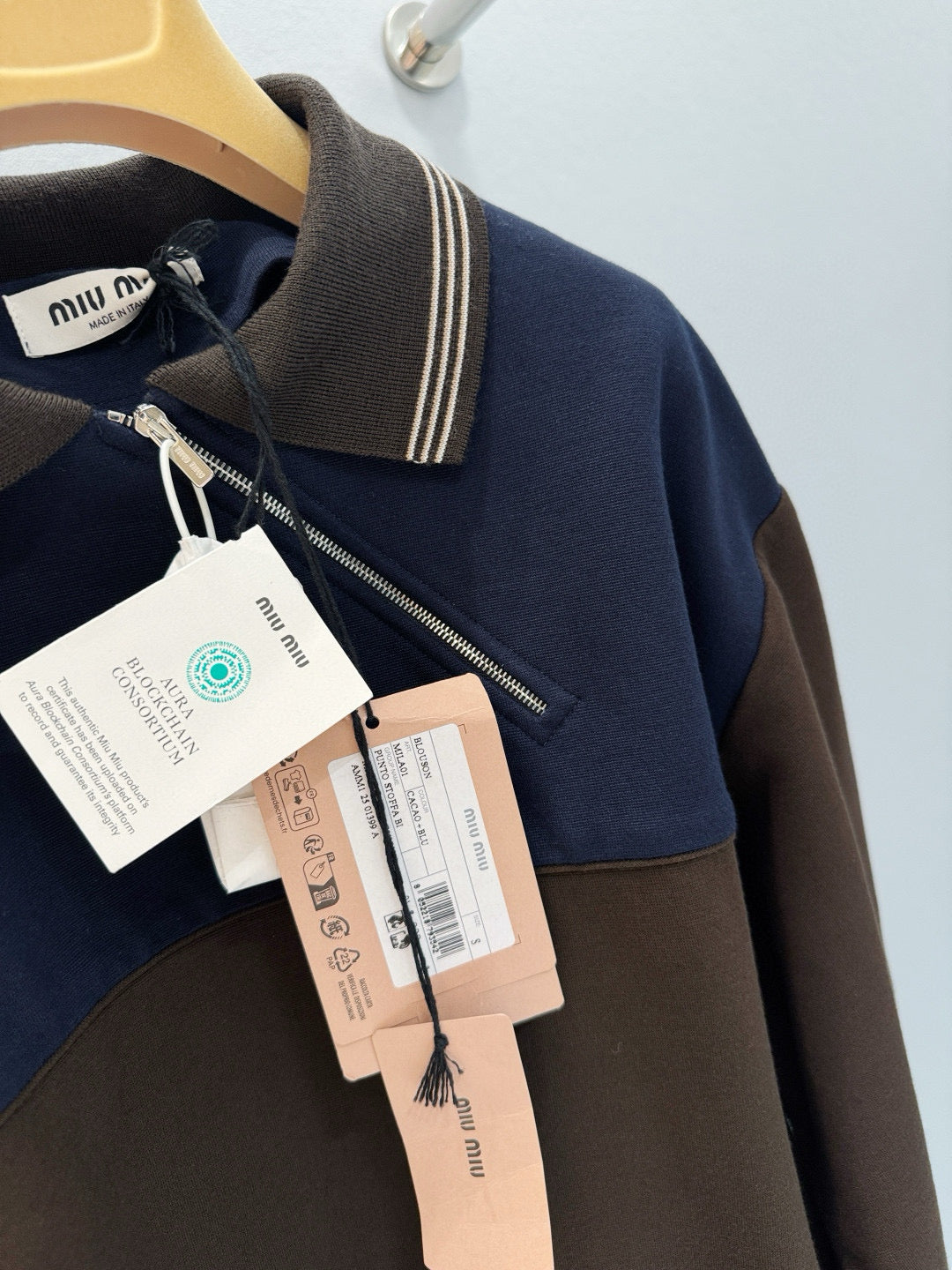 MIU M SWEATSHIRT