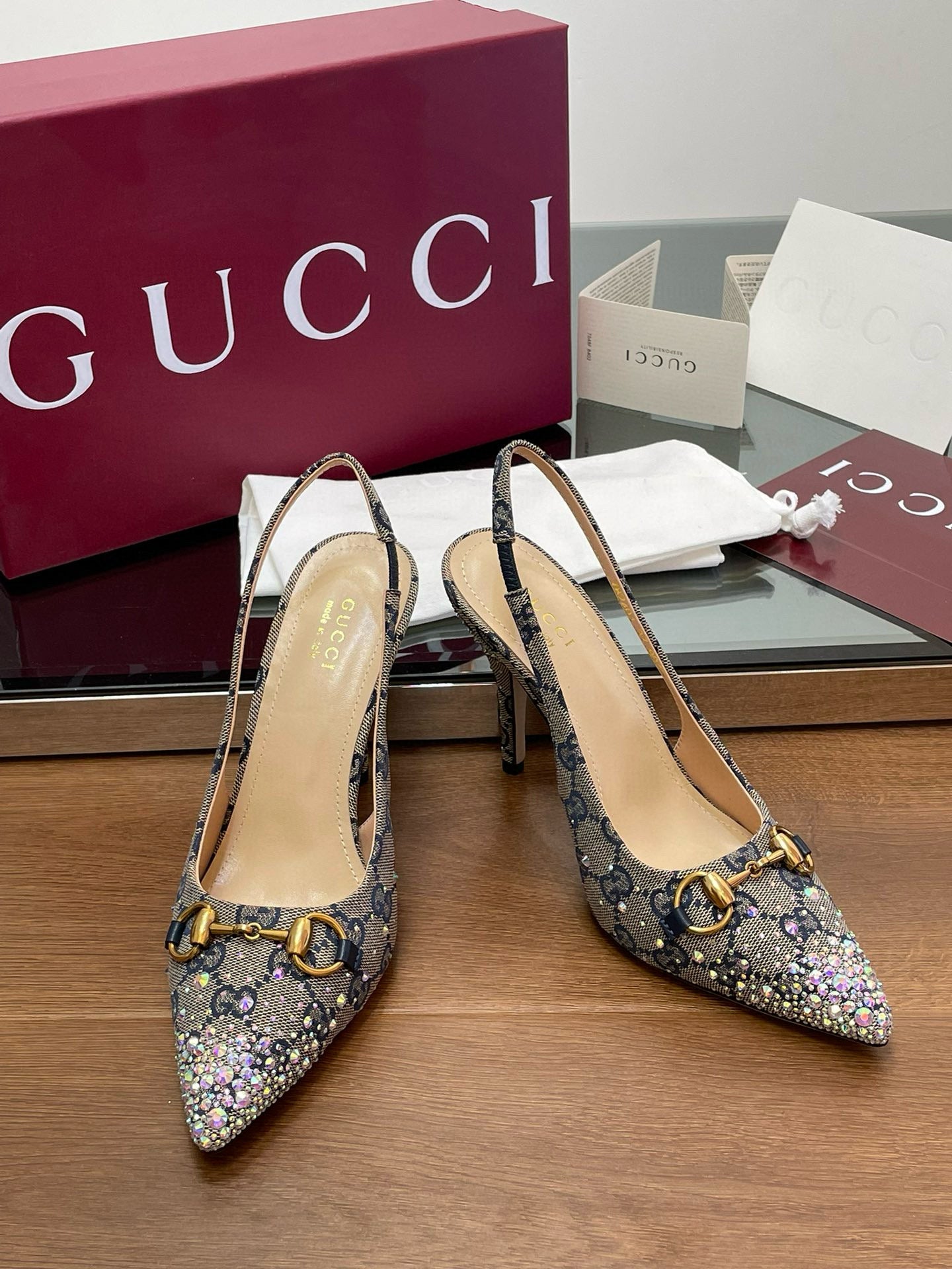 GG HEELS