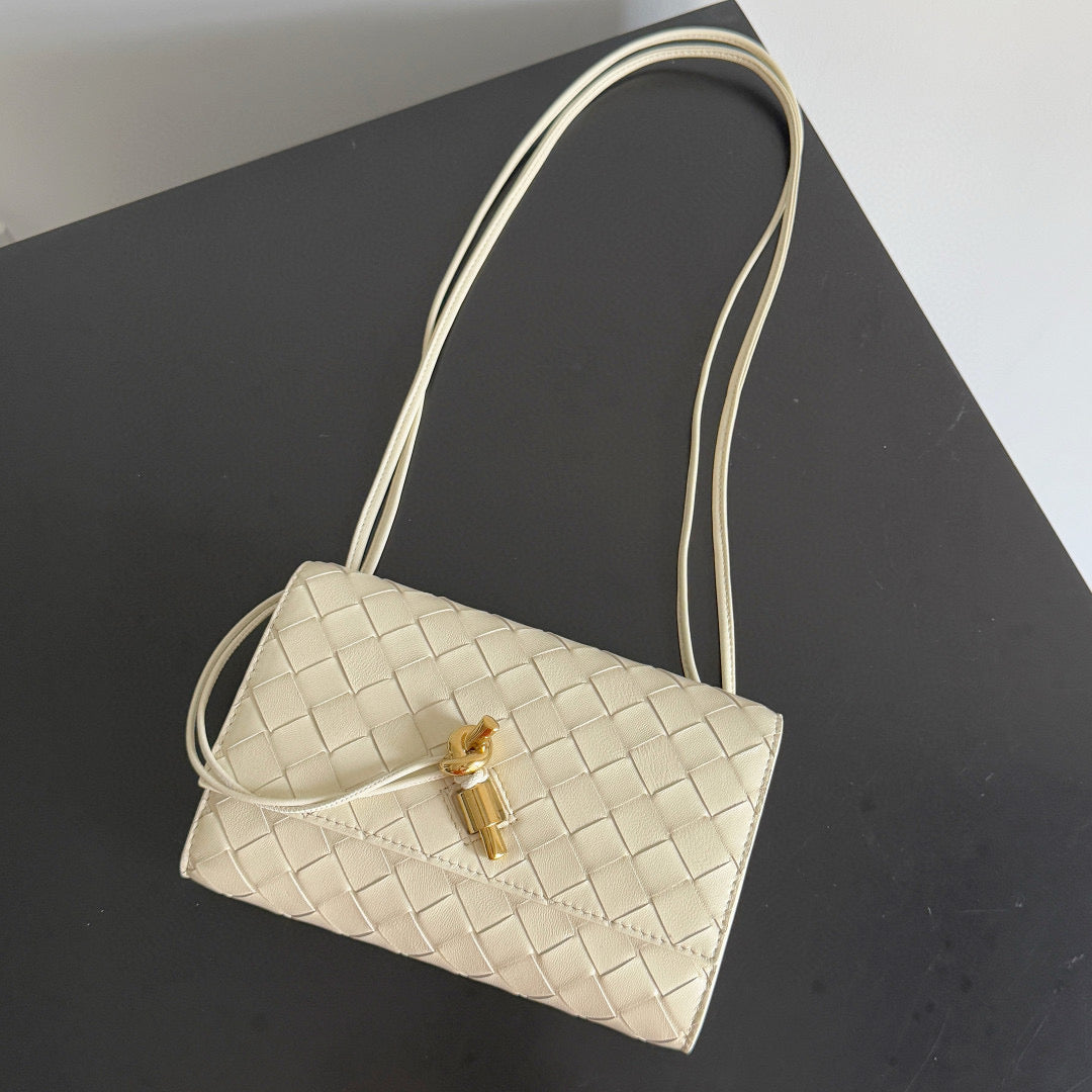 BOTT V ANDIAMO POUCH