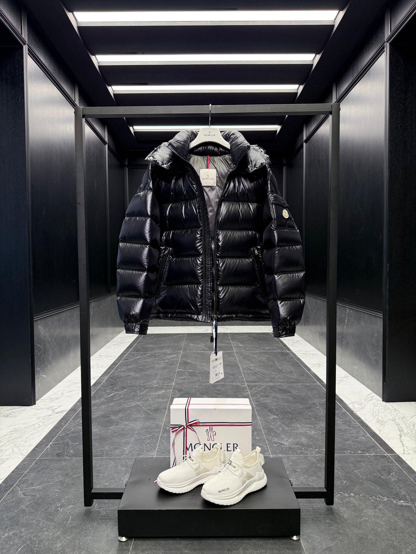 MONC MAYA JACKET