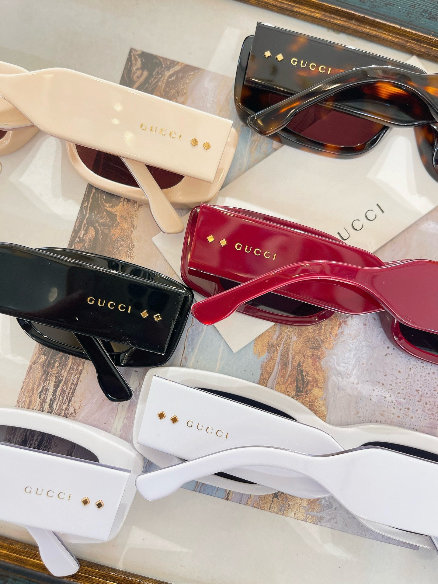 GG SUNGLASSES