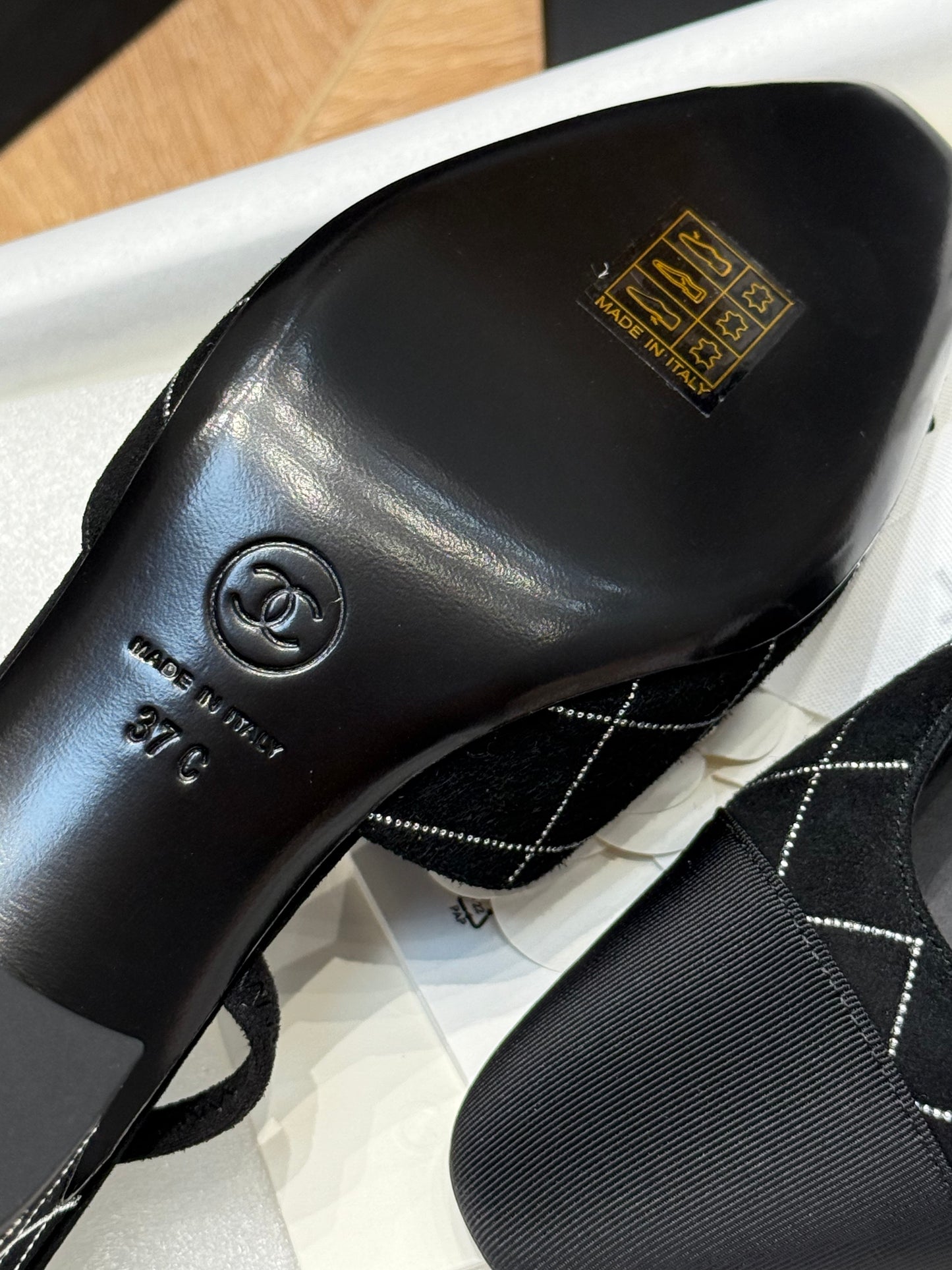 CC SLINGBACK PUMPS
