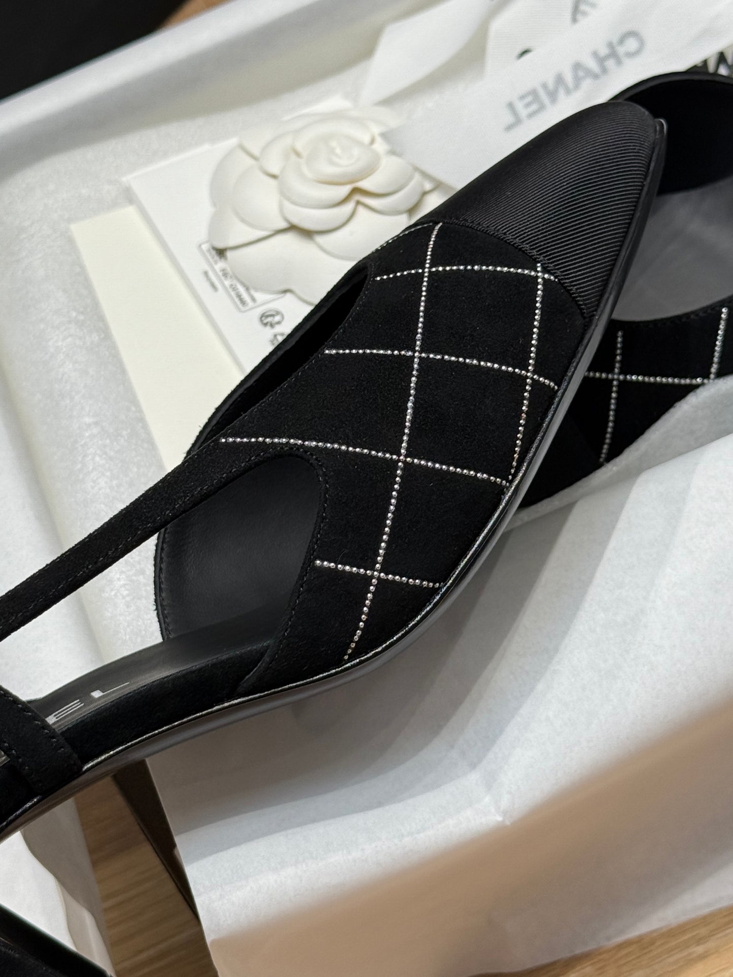 CC SLINGBACK PUMPS