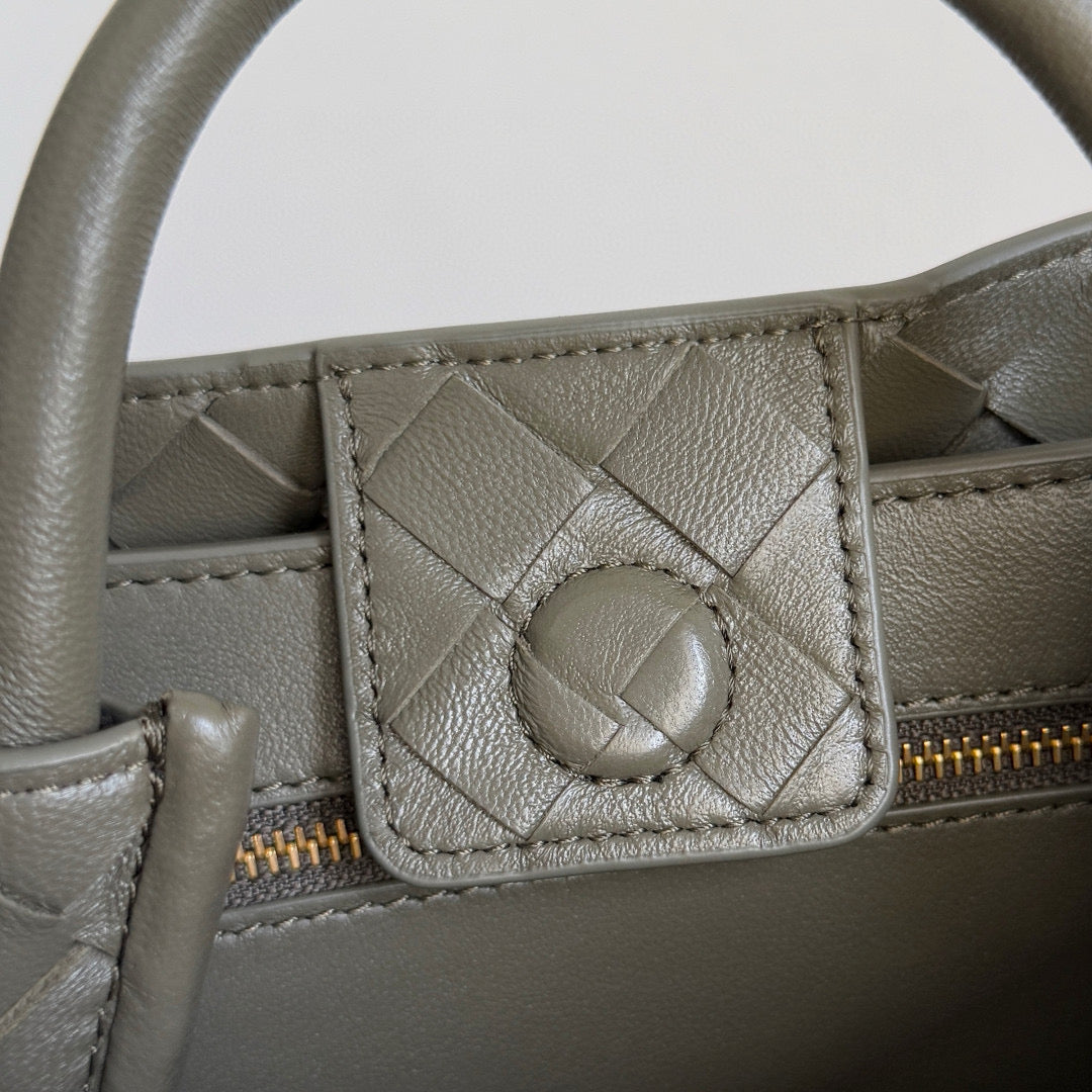 BOTT V ANDIAMO SMALL BAG
