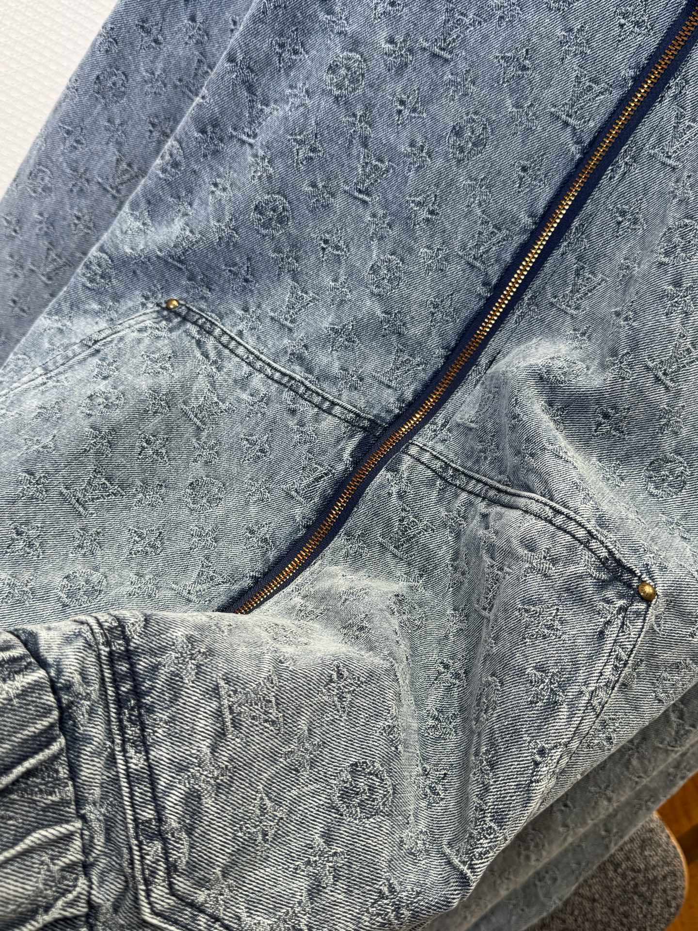 LOU DENIM JACKET