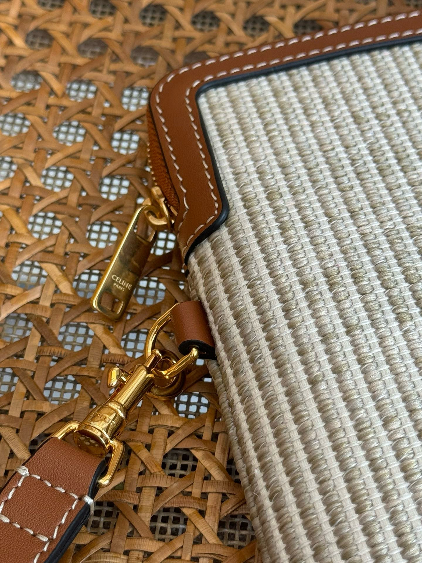 CEL SMALL POUCH WITH STRAP
