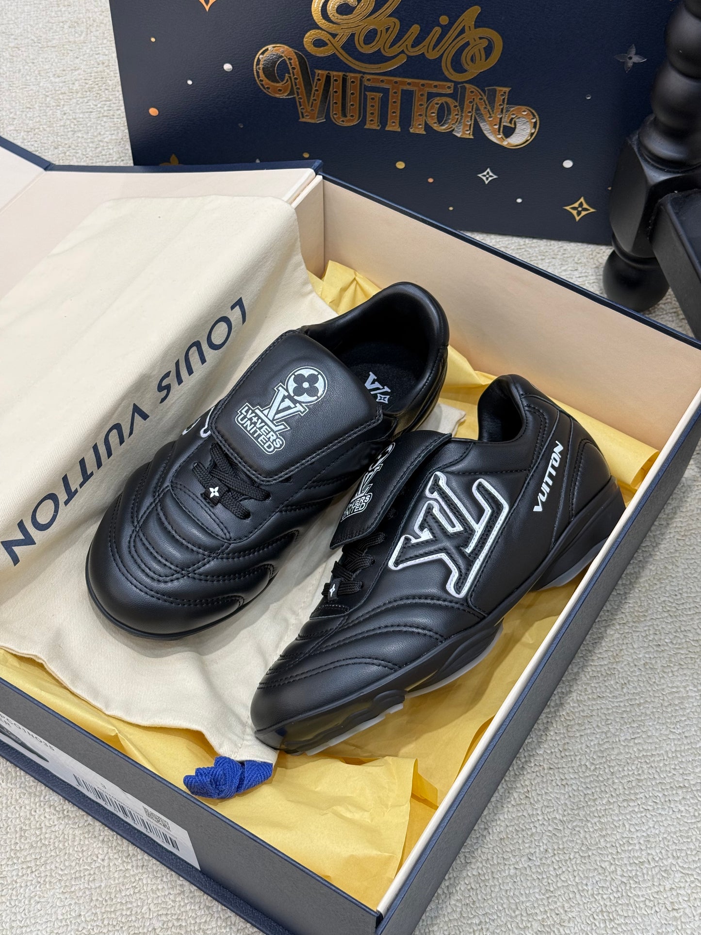 LOU FOOTPRINT SNEAKER