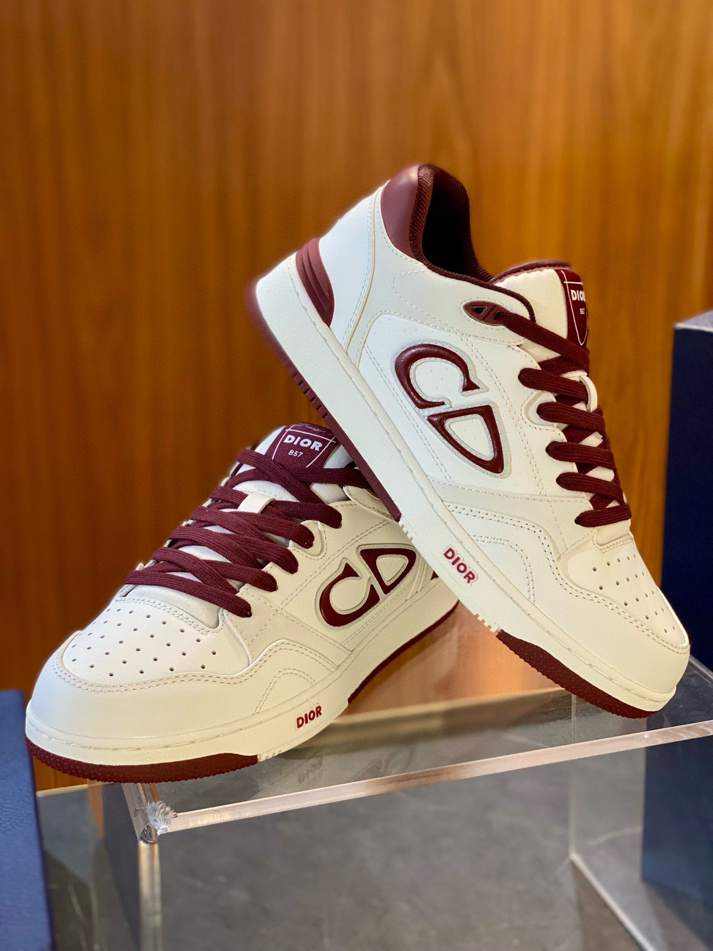 CD B57 SNEAKER