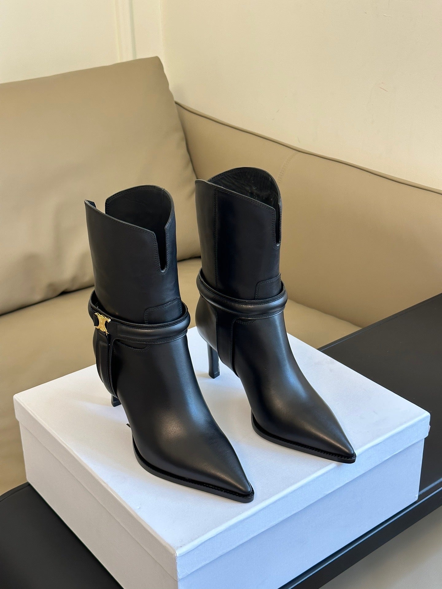 CEL BOOTS