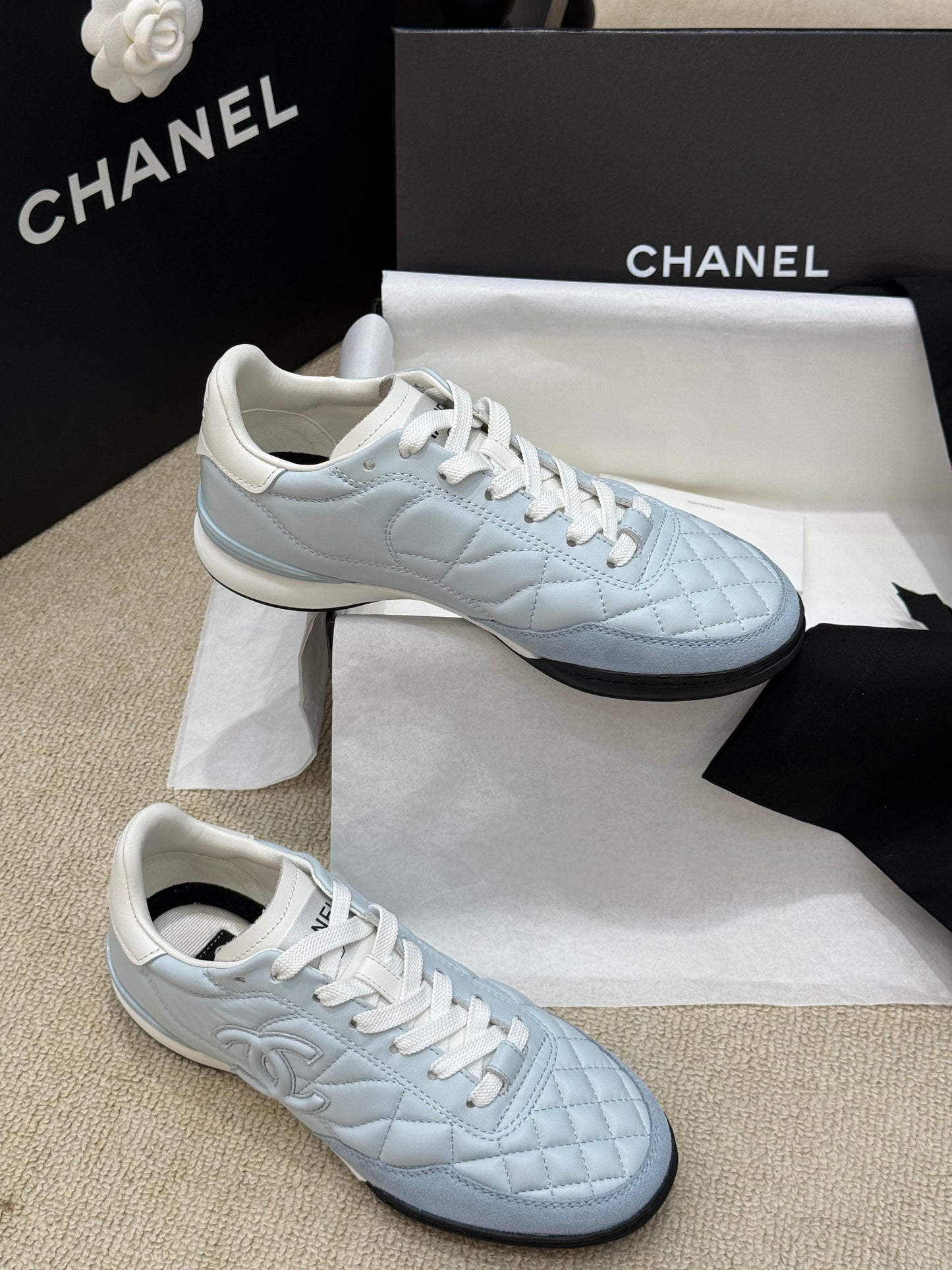 CC SNEAKER