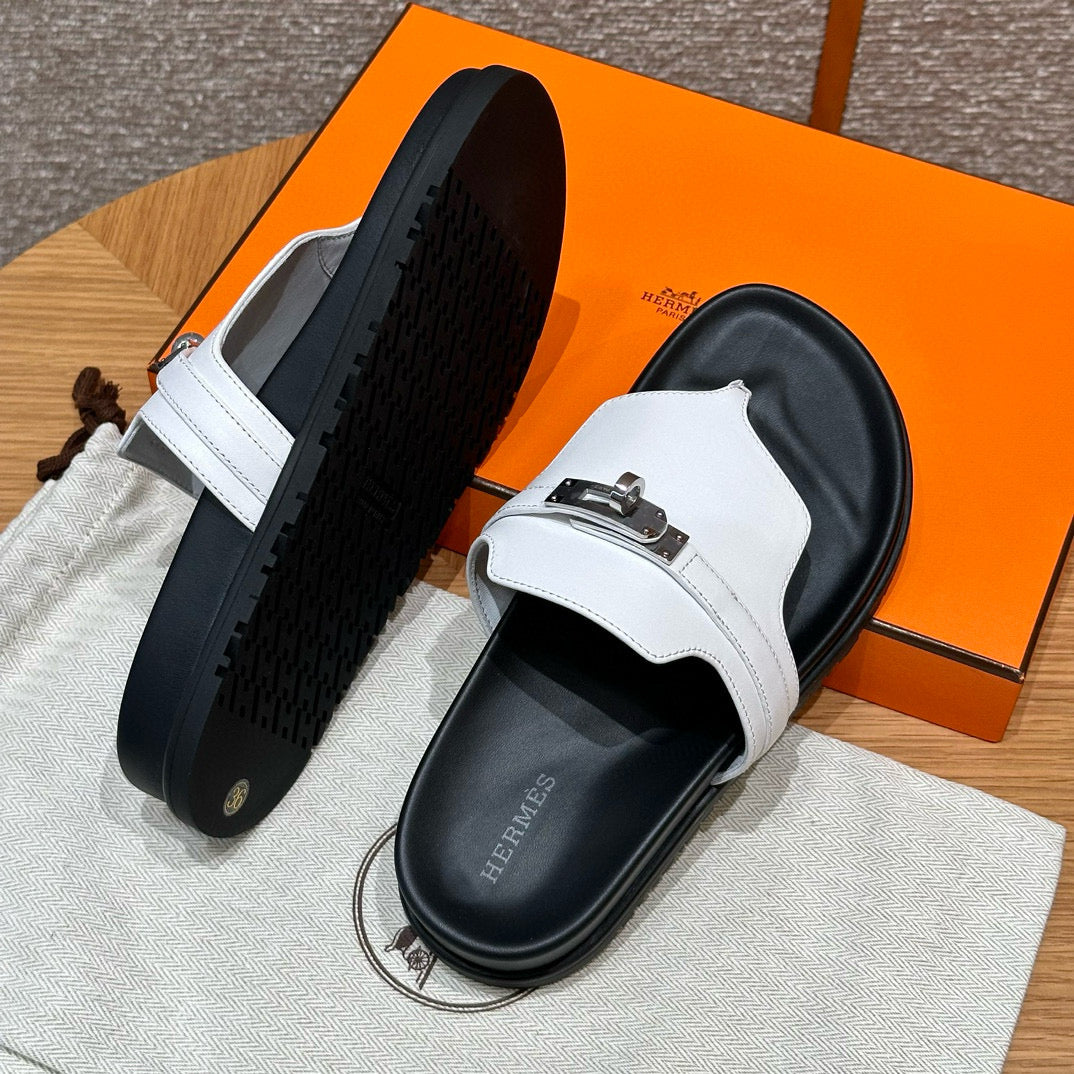 HERM EMPIRE SANDALS