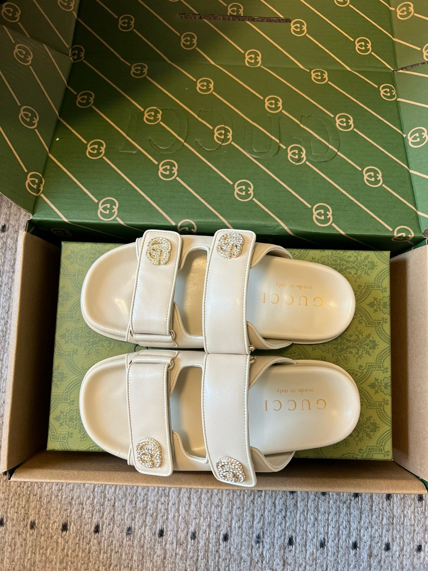 GG SANDALS