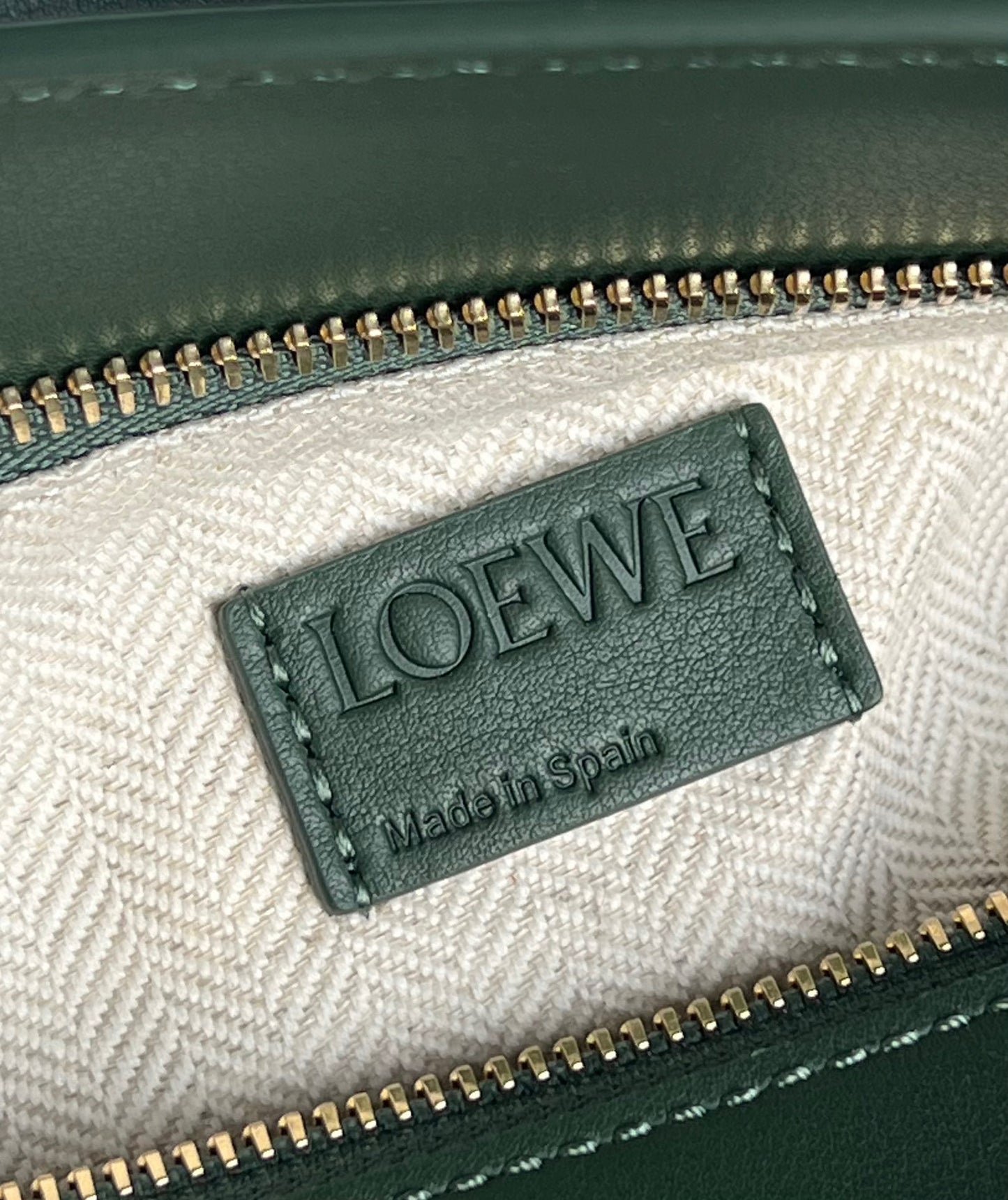 LOEW SMALL PUZZLE EDGE BAG