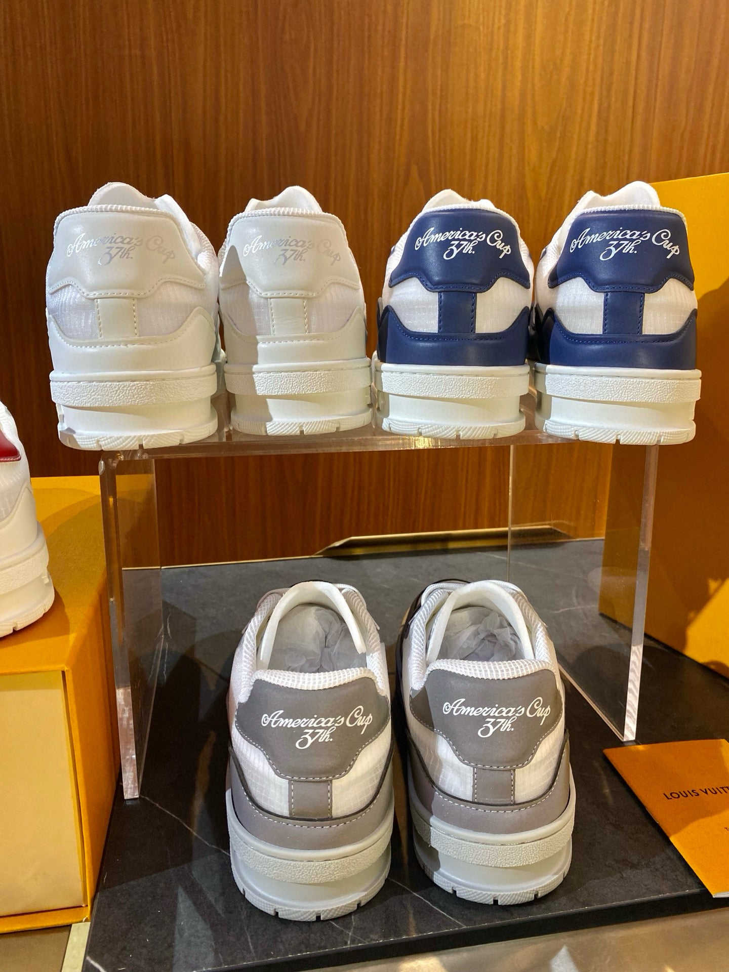 LOU TRAINERS
