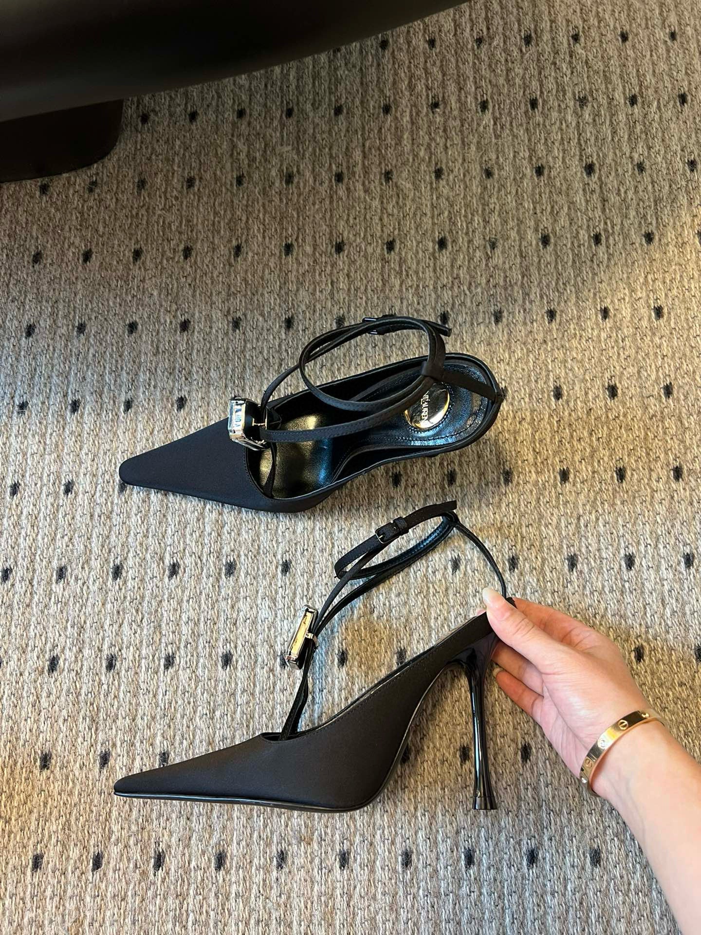 SL HEELS