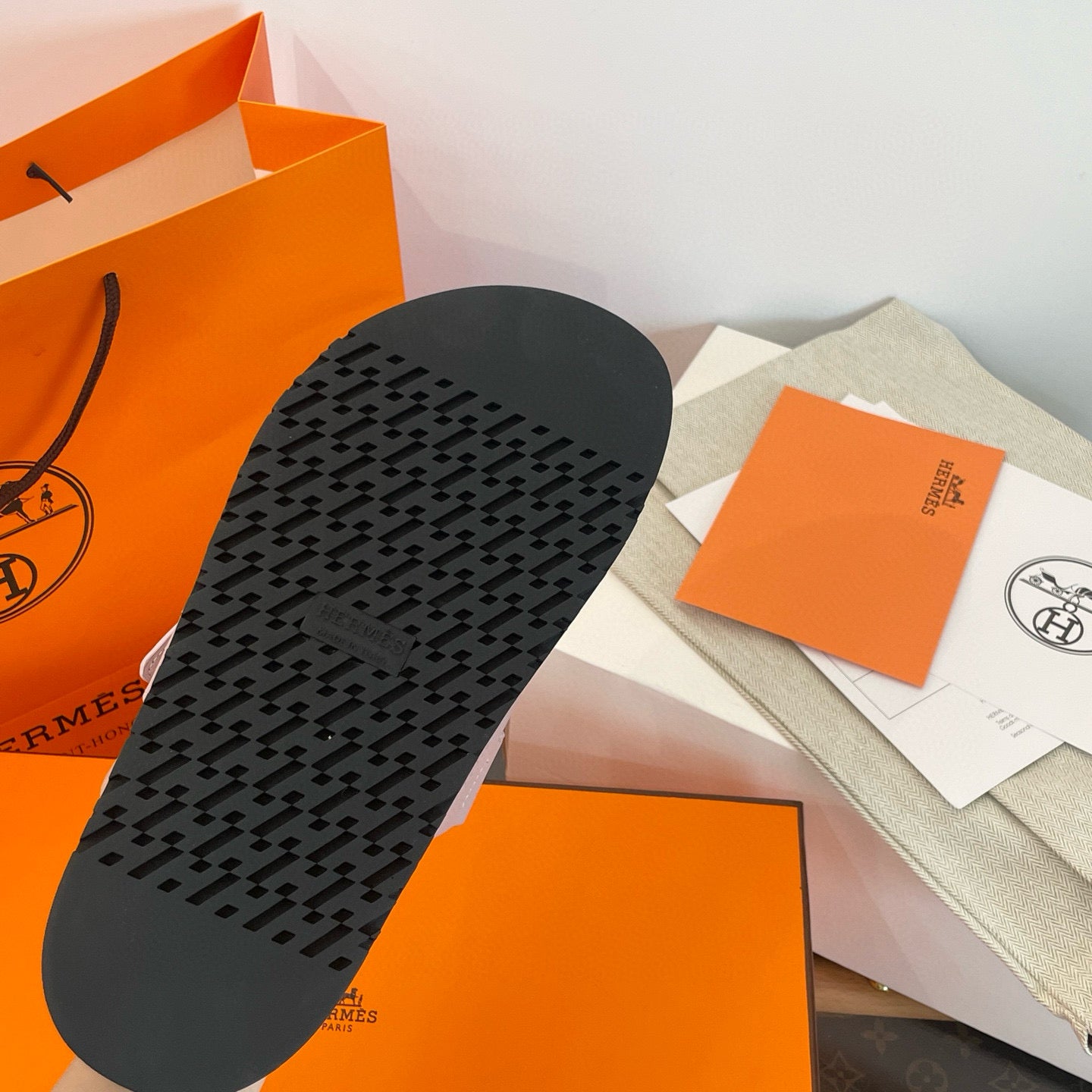 HERM CHYPRE SANDALS