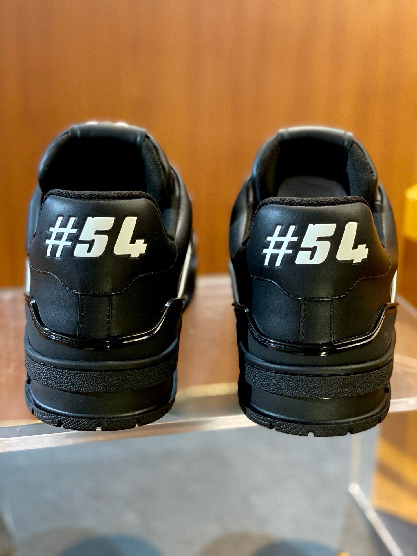 LOU TRAINERS