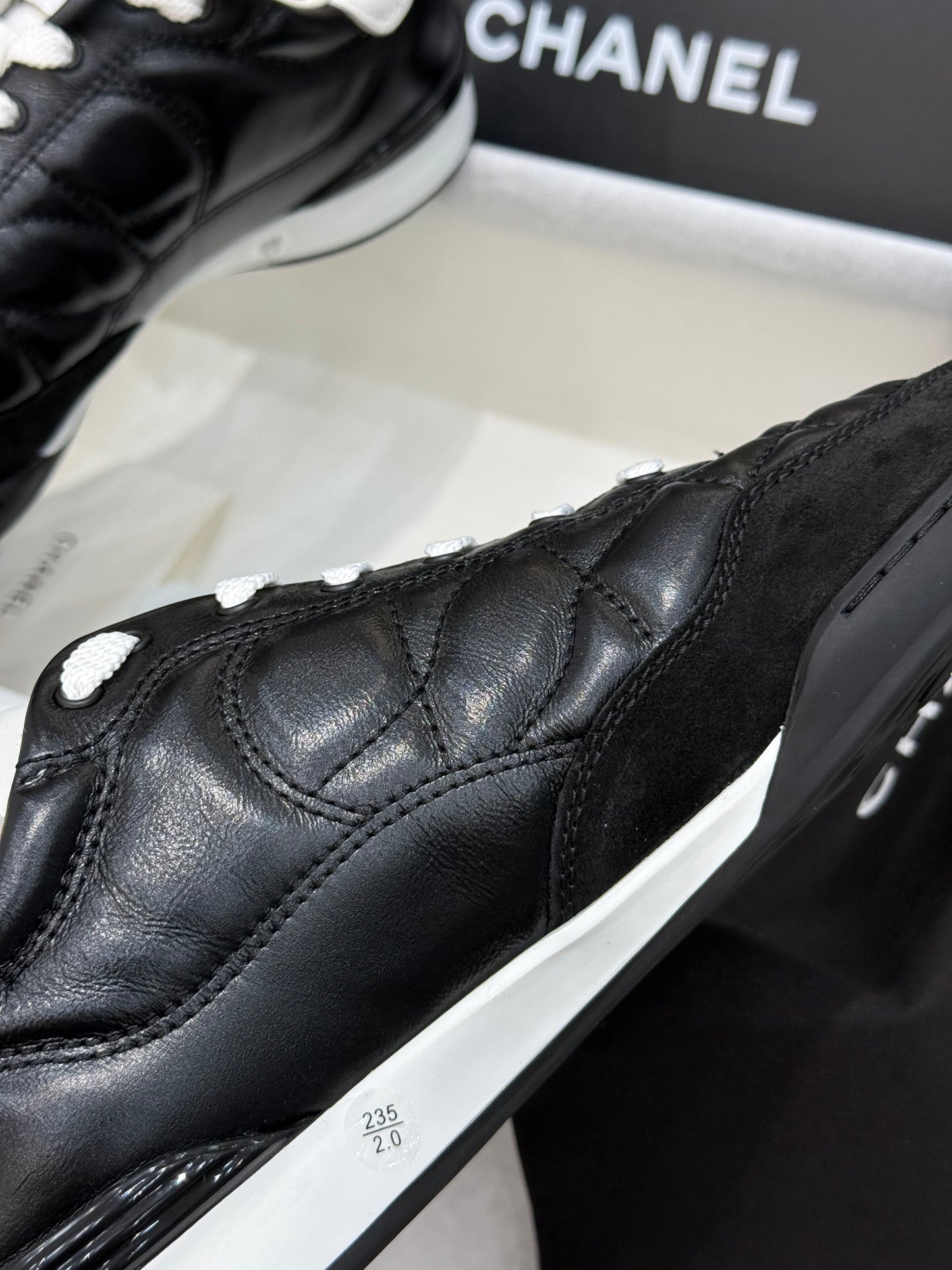 CC SNEAKER