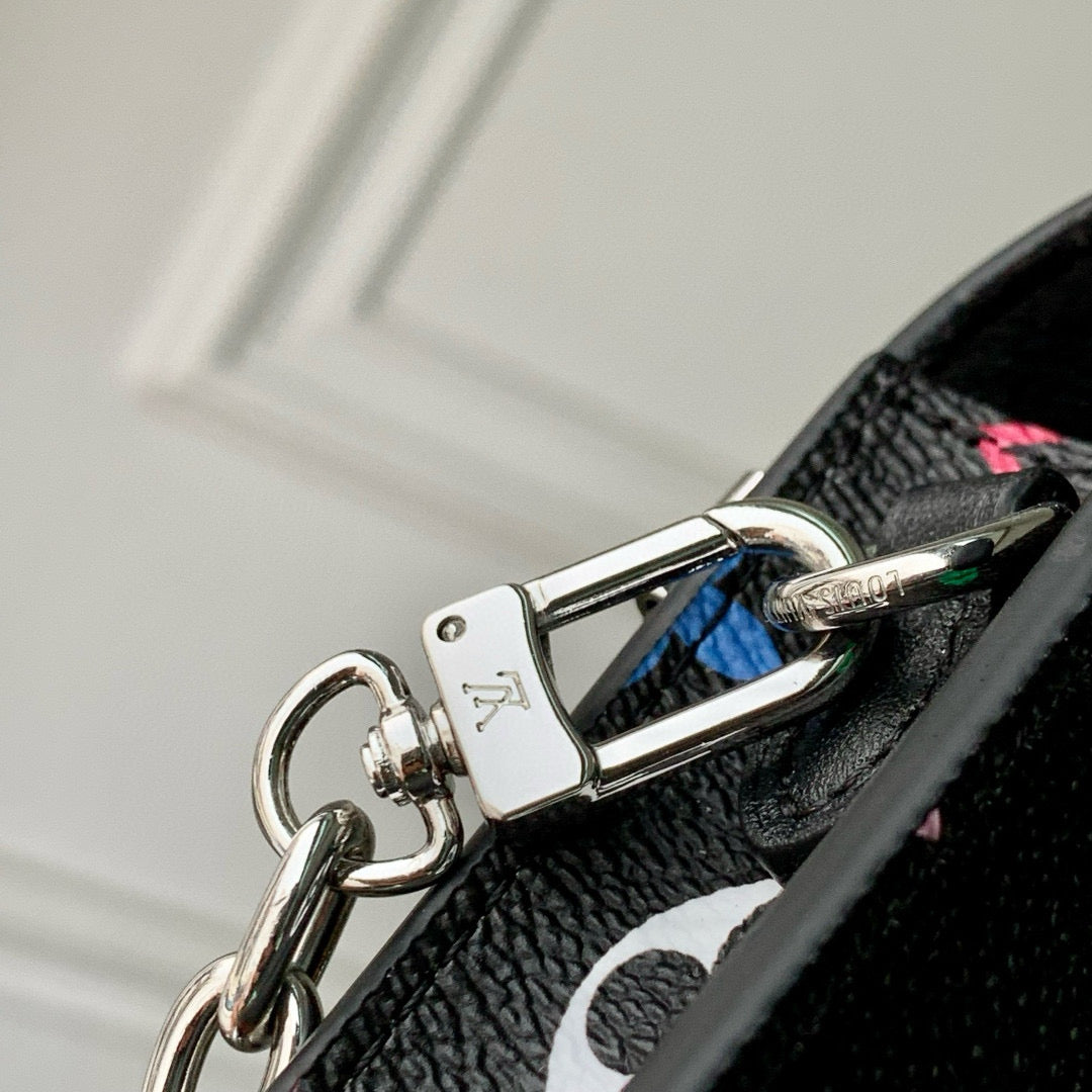 LOU x MURAKAMI METIS PHONE POUCH