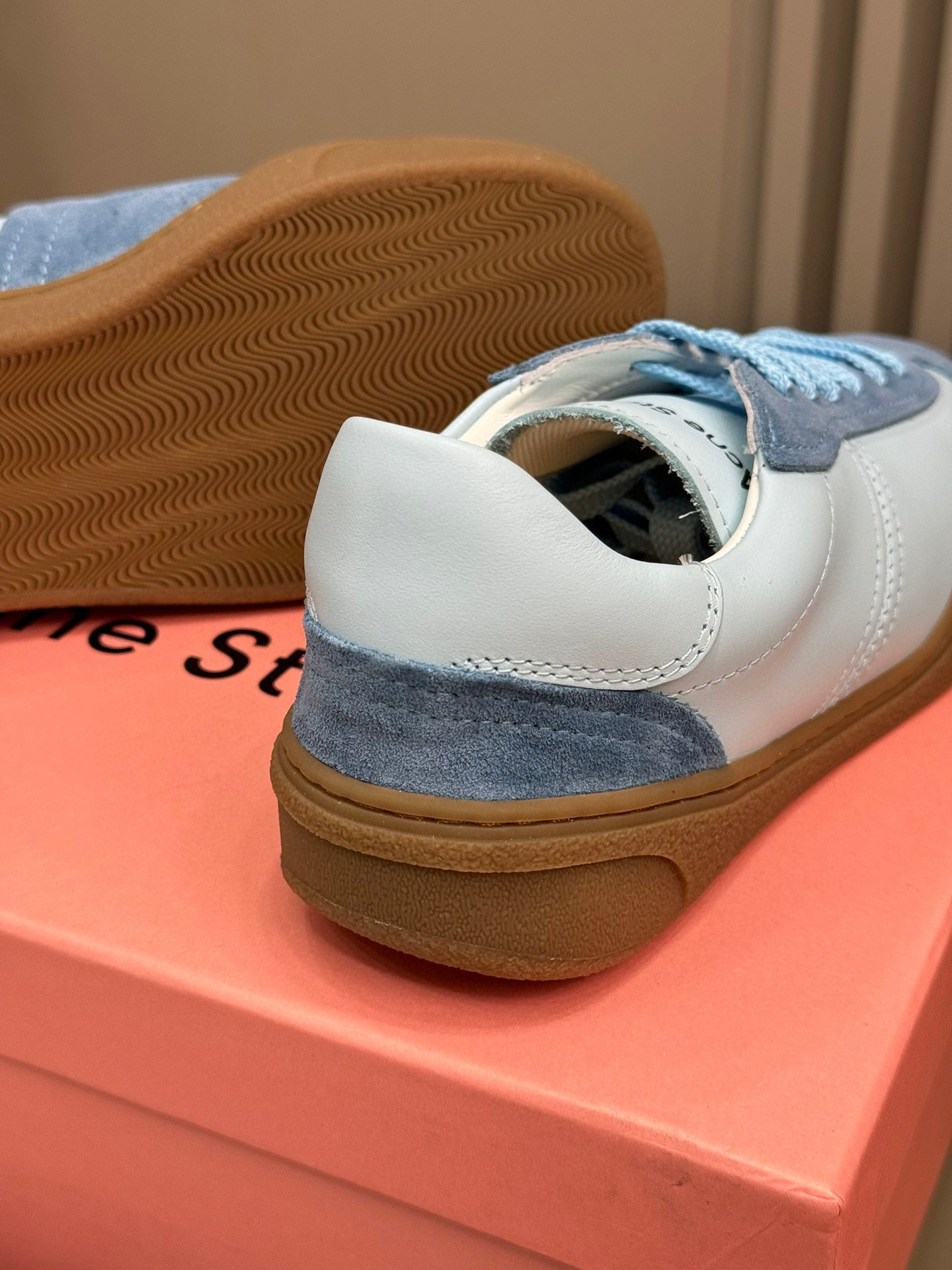 ACNE TRAINERS