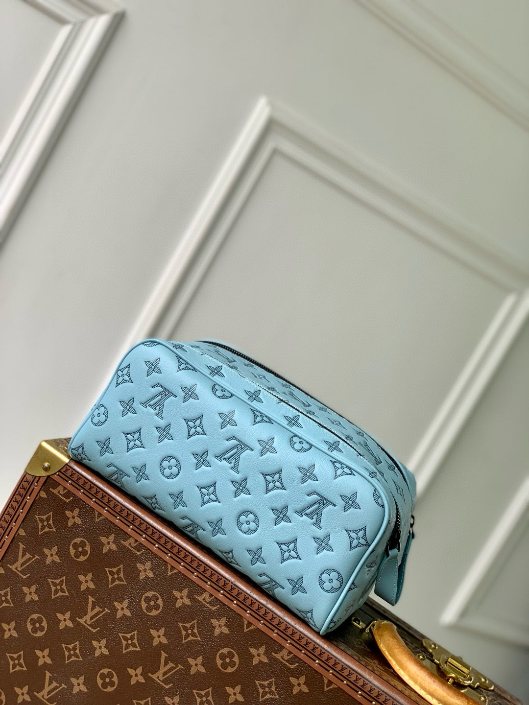 LOU DOPP KIT TOILETRY BAG