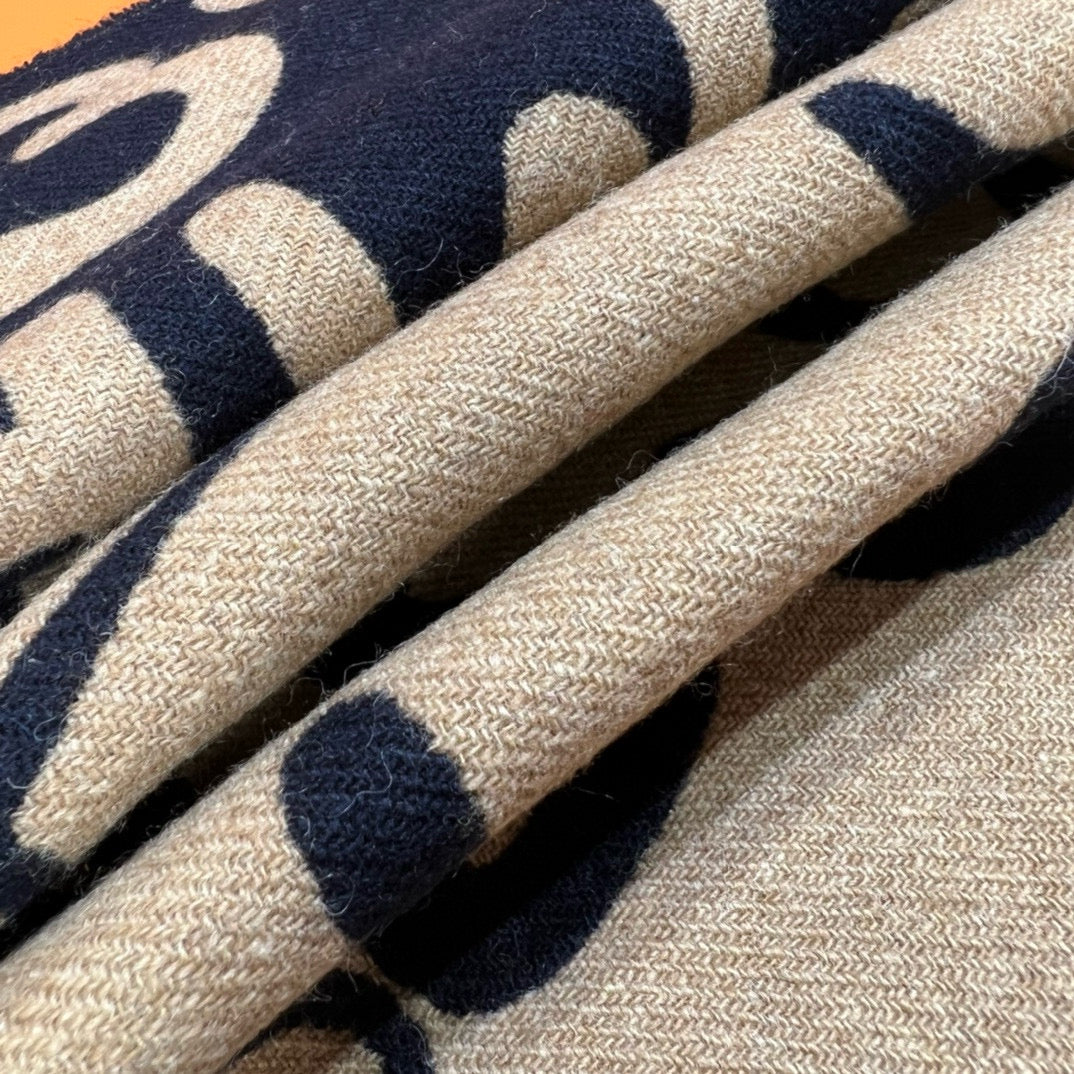 LOEW SCARF